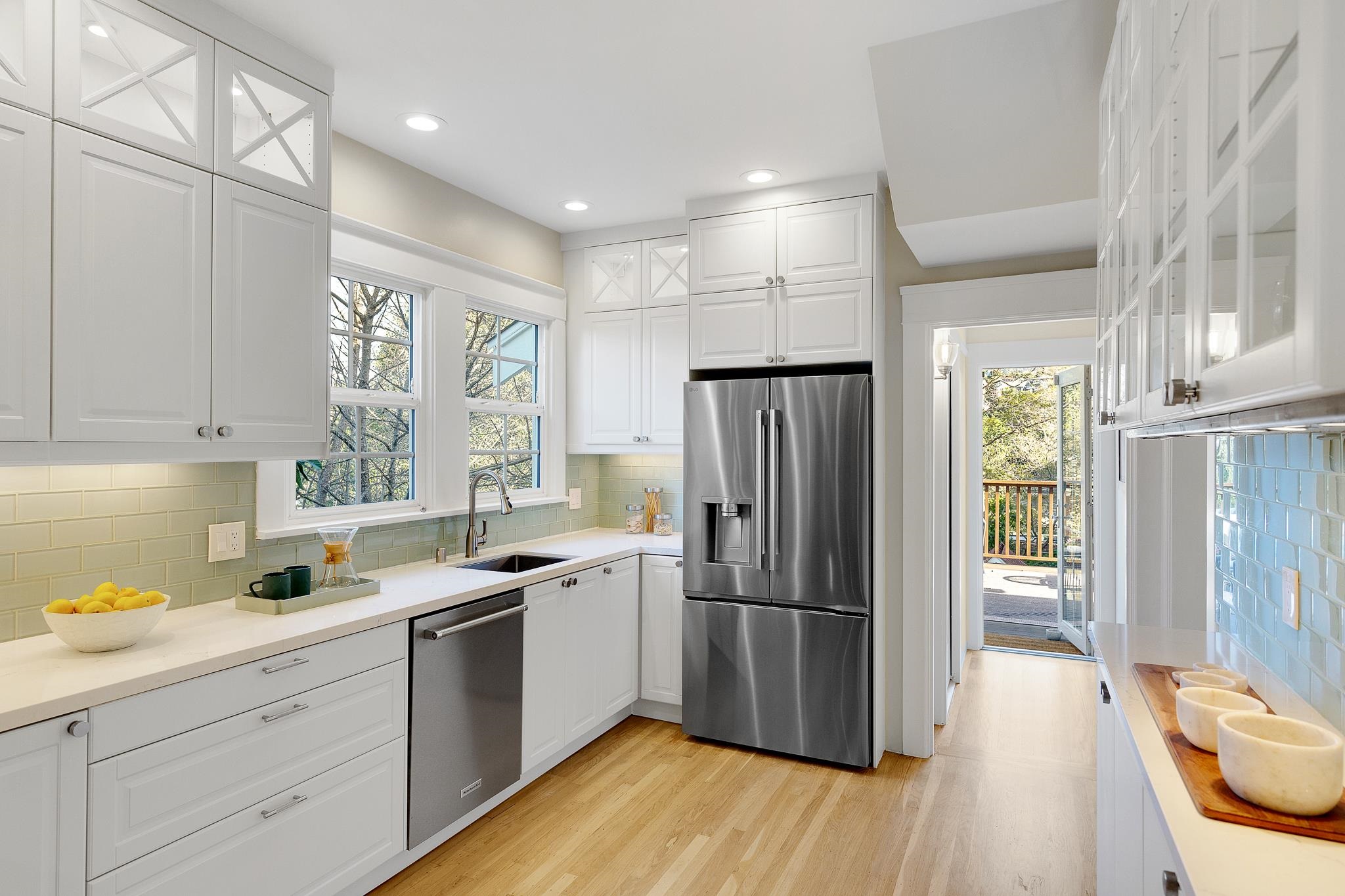 Detail Gallery Image 18 of 53 For 4101 Greenwood Ave, Oakland,  CA 94602 - 3 Beds | 2 Baths