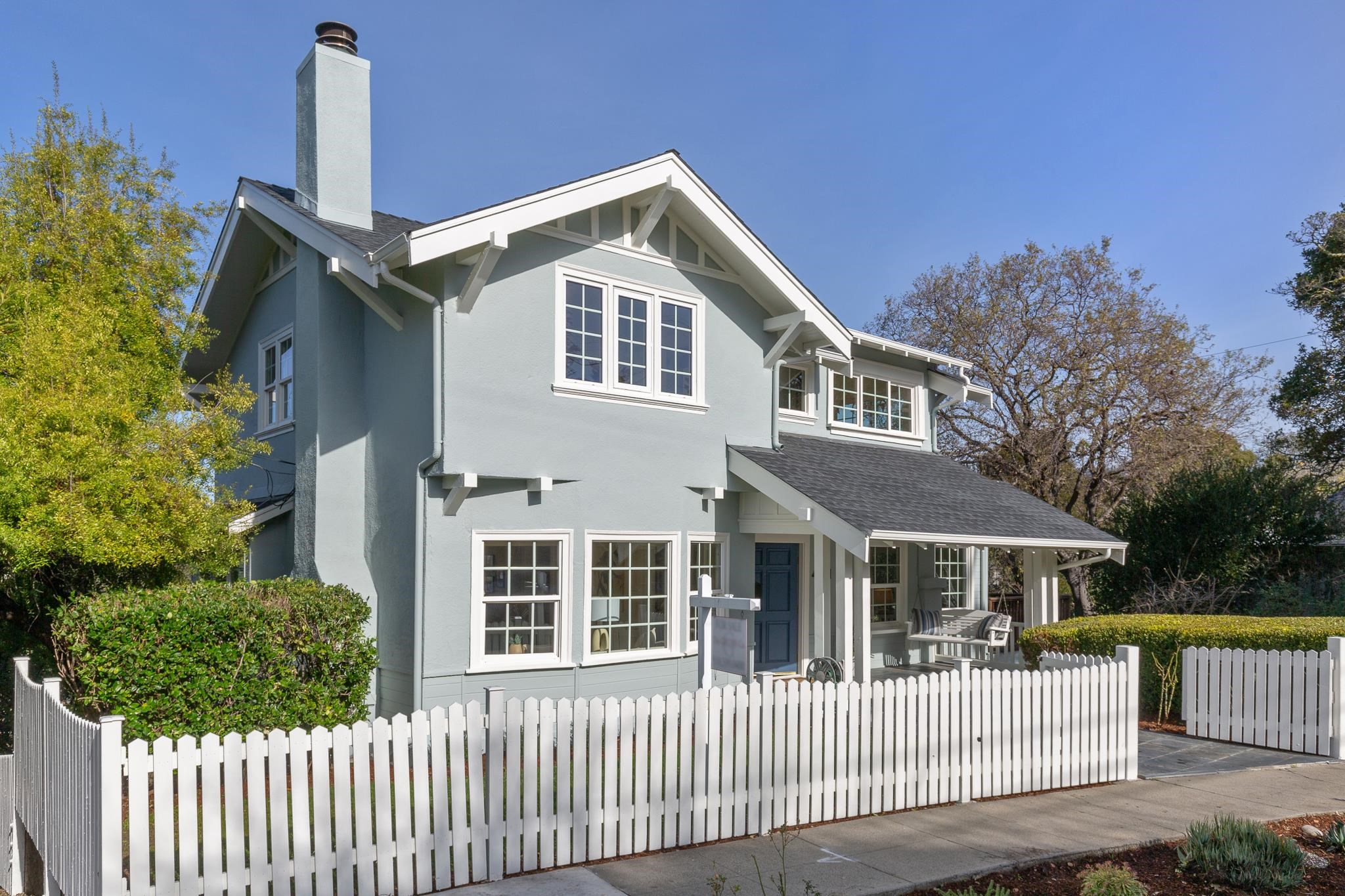 Detail Gallery Image 3 of 53 For 4101 Greenwood Ave, Oakland,  CA 94602 - 3 Beds | 2 Baths