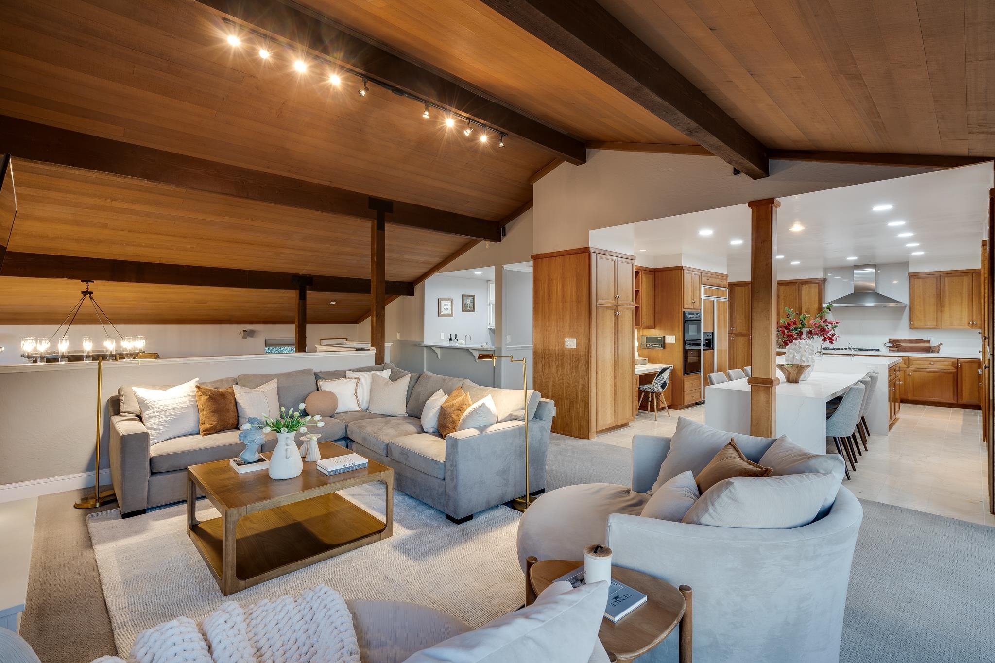 Detail Gallery Image 13 of 48 For 13 Kemp Ct, Alamo,  CA 94507 - 5 Beds | 3/1 Baths