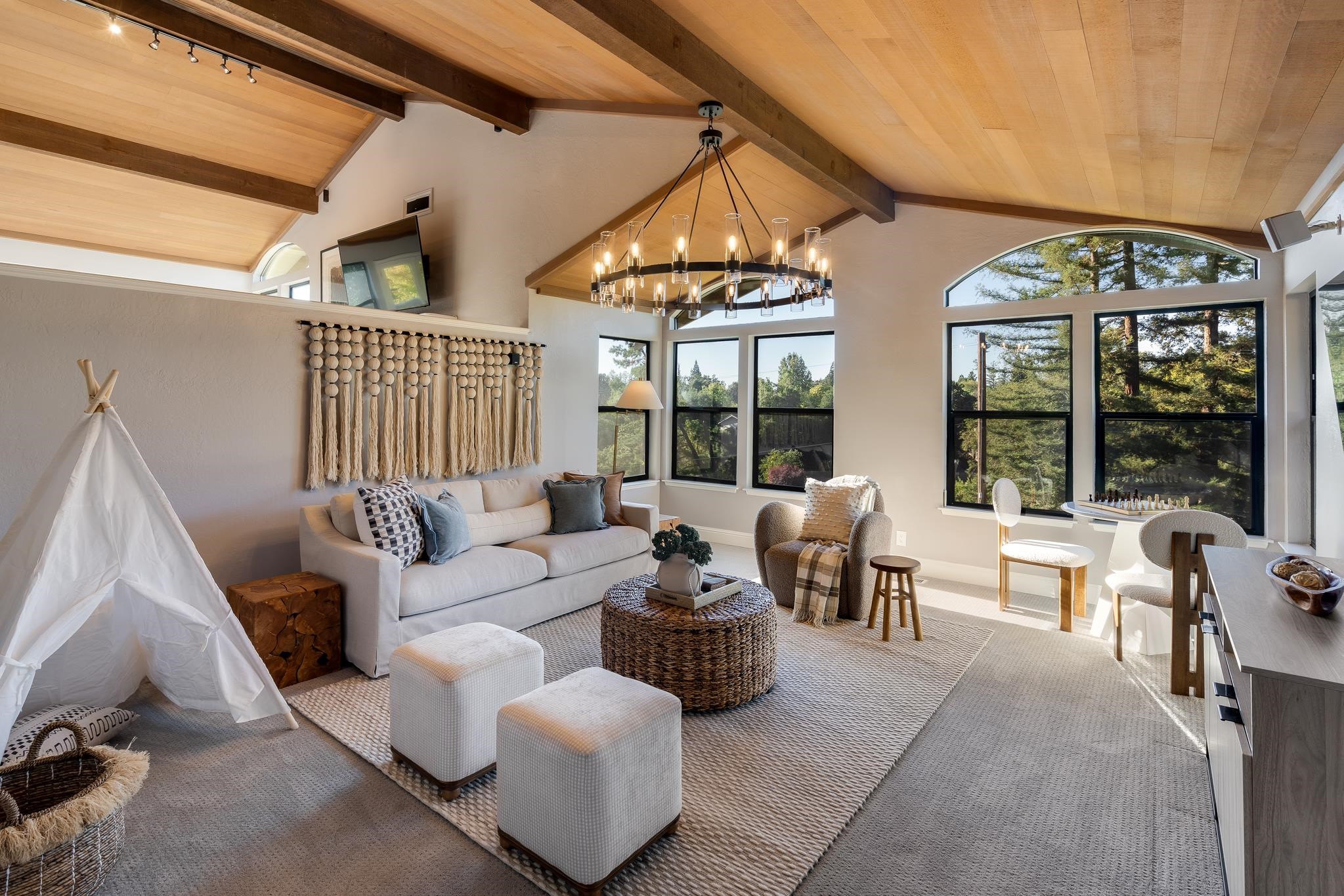 Detail Gallery Image 14 of 48 For 13 Kemp Ct, Alamo,  CA 94507 - 5 Beds | 3/1 Baths