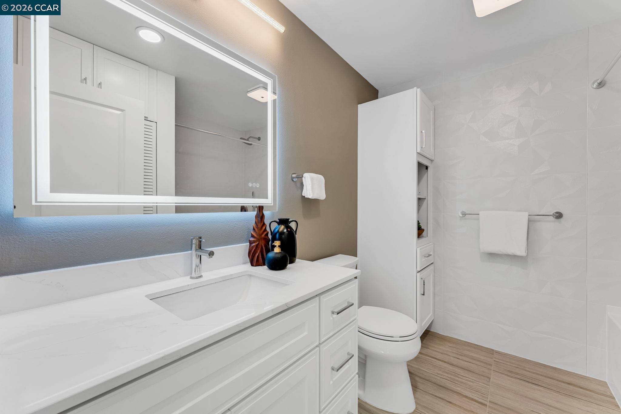 Detail Gallery Image 32 of 54 For 2825 Ptarmigan Drive #3,  Walnut Creek,  CA 94595 - 2 Beds | 2 Baths