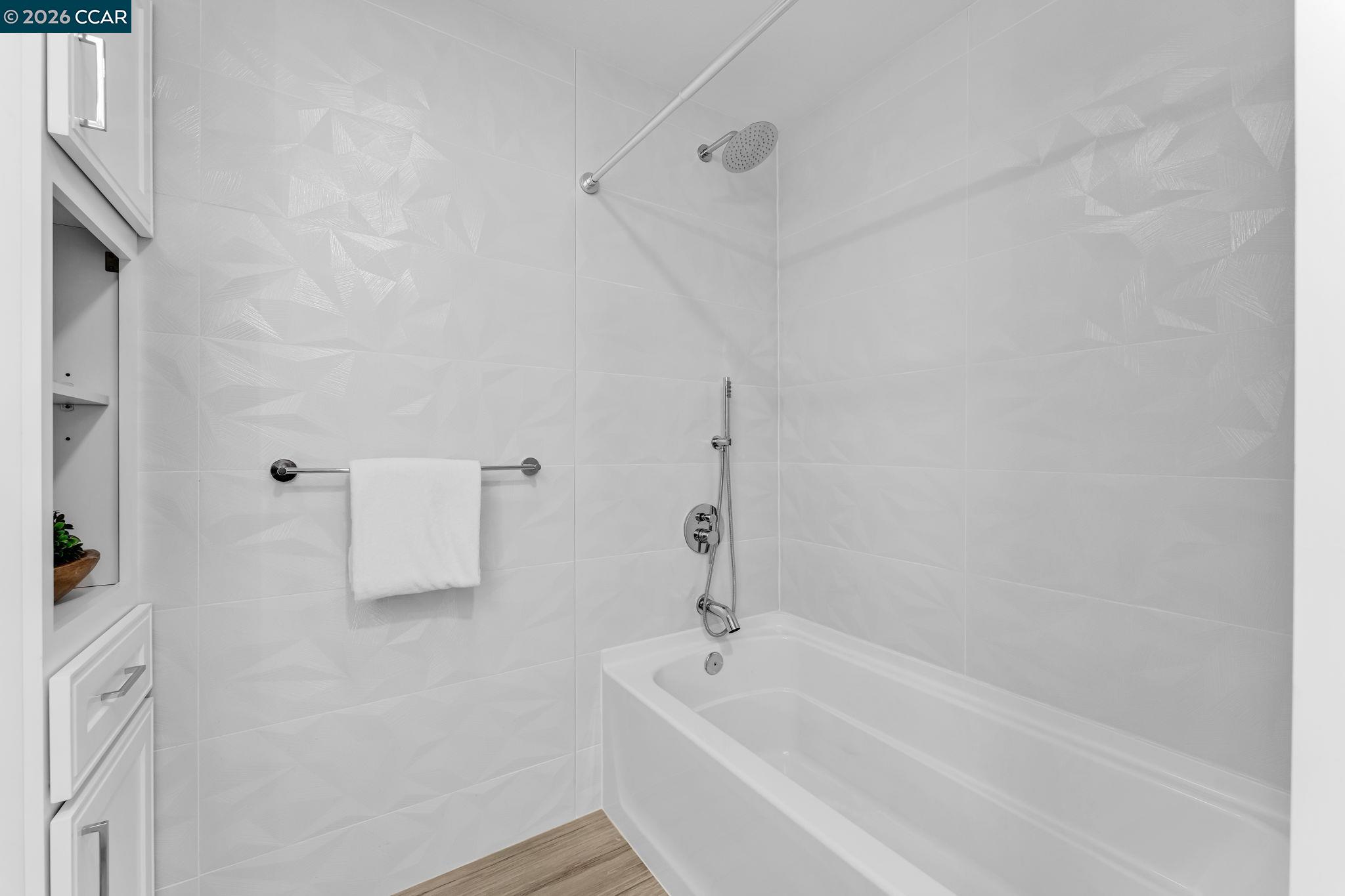 Detail Gallery Image 33 of 54 For 2825 Ptarmigan Drive #3,  Walnut Creek,  CA 94595 - 2 Beds | 2 Baths