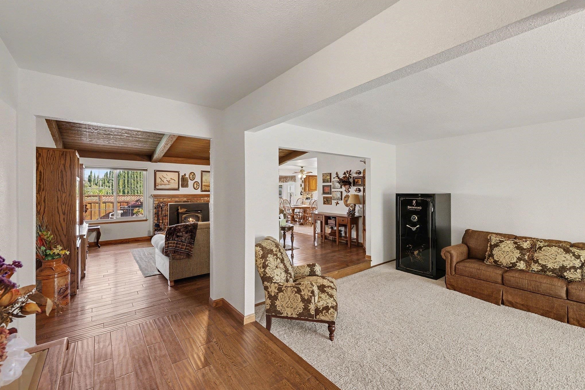 Detail Gallery Image 12 of 29 For 3937 Pebble Dr, Antioch,  CA 94509 - 3 Beds | 2 Baths