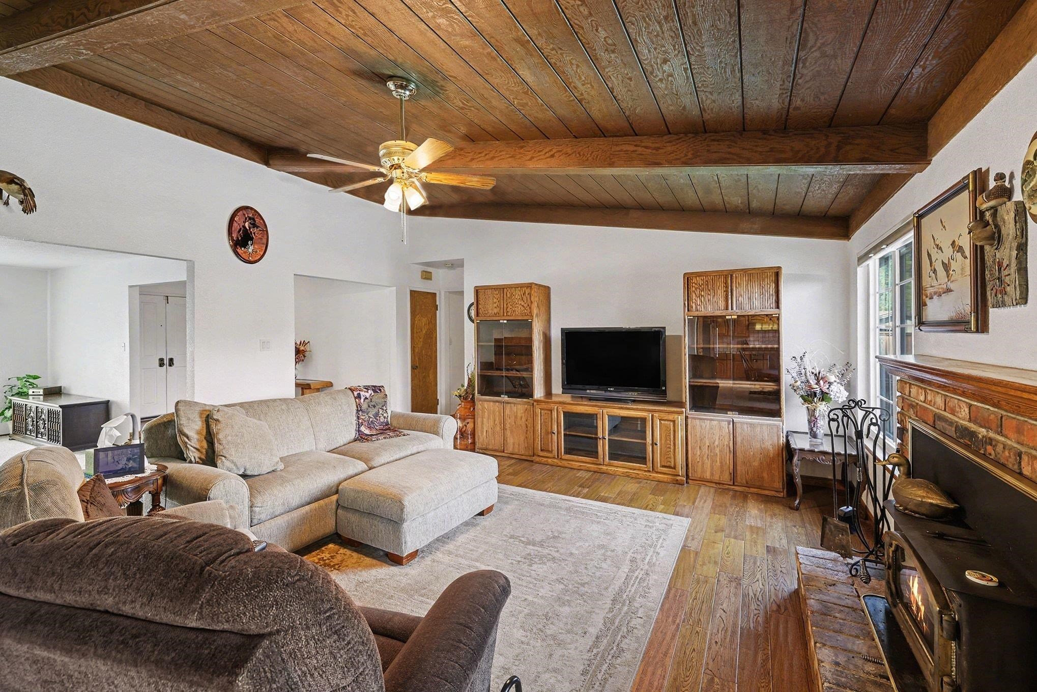 Detail Gallery Image 5 of 29 For 3937 Pebble Dr, Antioch,  CA 94509 - 3 Beds | 2 Baths