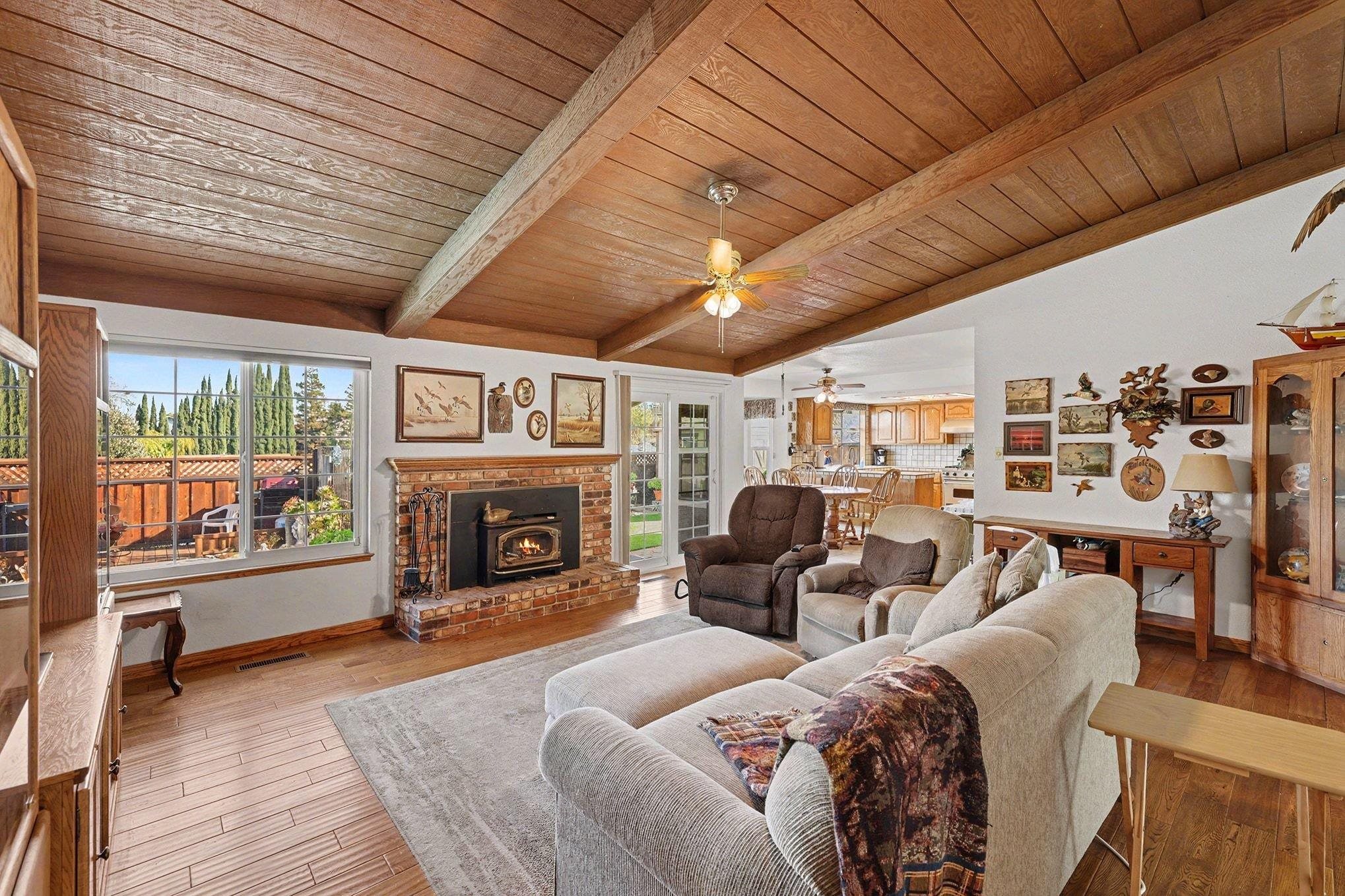 Detail Gallery Image 7 of 29 For 3937 Pebble Dr, Antioch,  CA 94509 - 3 Beds | 2 Baths