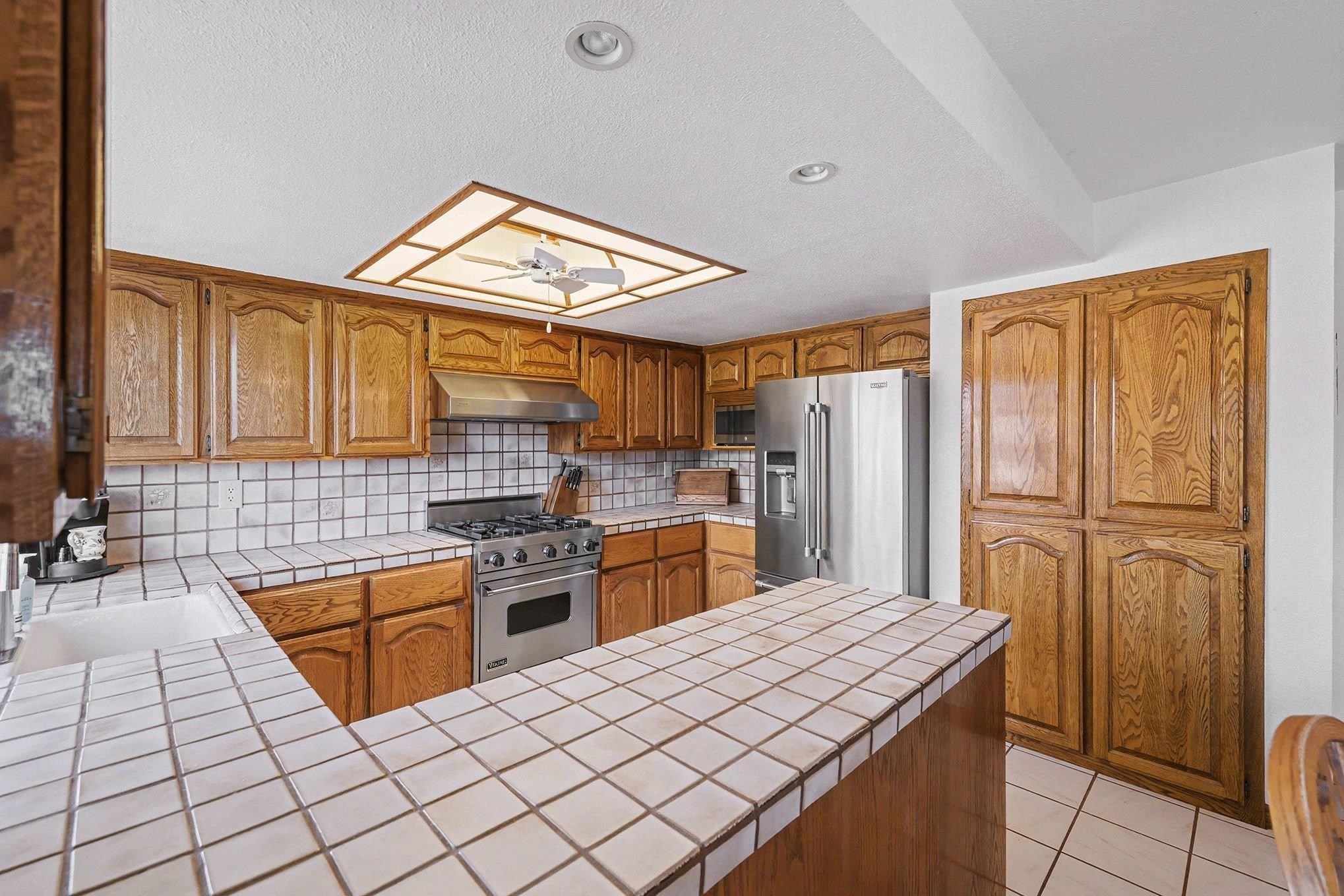 Detail Gallery Image 9 of 29 For 3937 Pebble Dr, Antioch,  CA 94509 - 3 Beds | 2 Baths