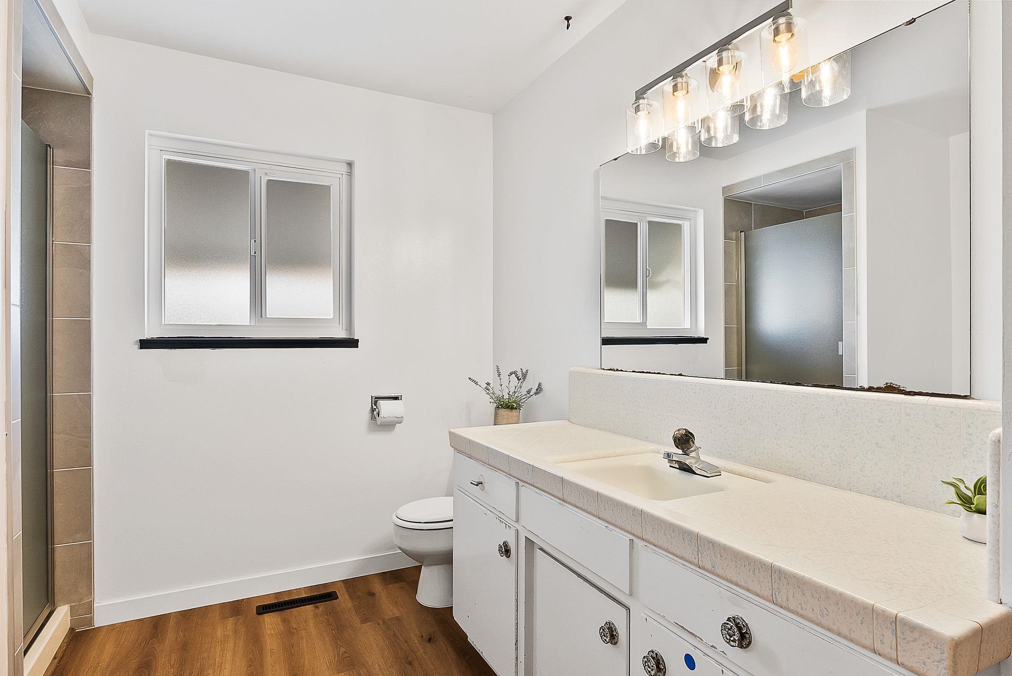 Detail Gallery Image 15 of 28 For 1007 S Mills Ave, Lodi,  CA 95242 - 3 Beds | 1/1 Baths