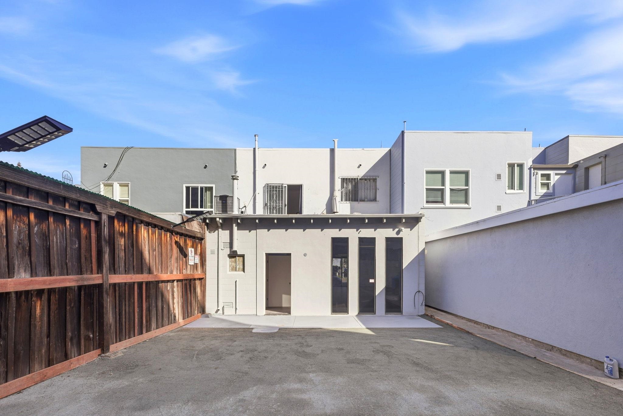 Detail Gallery Image 37 of 55 For , San Mateo,  CA 94401-1611 - – Beds | – Baths