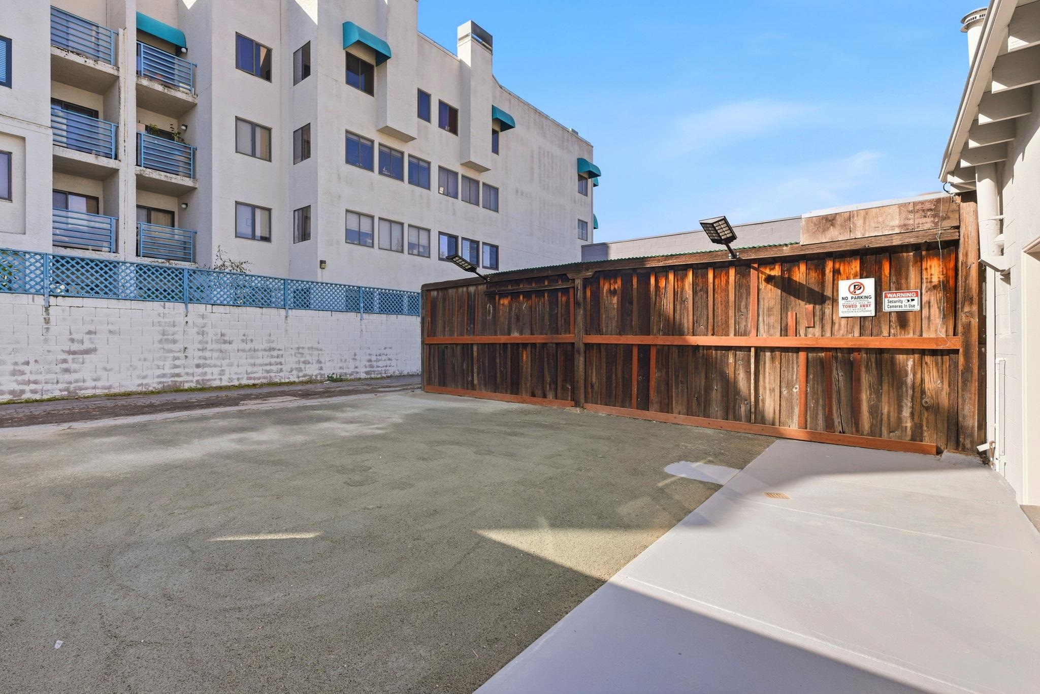 Detail Gallery Image 38 of 55 For , San Mateo,  CA 94401-1611 - – Beds | – Baths