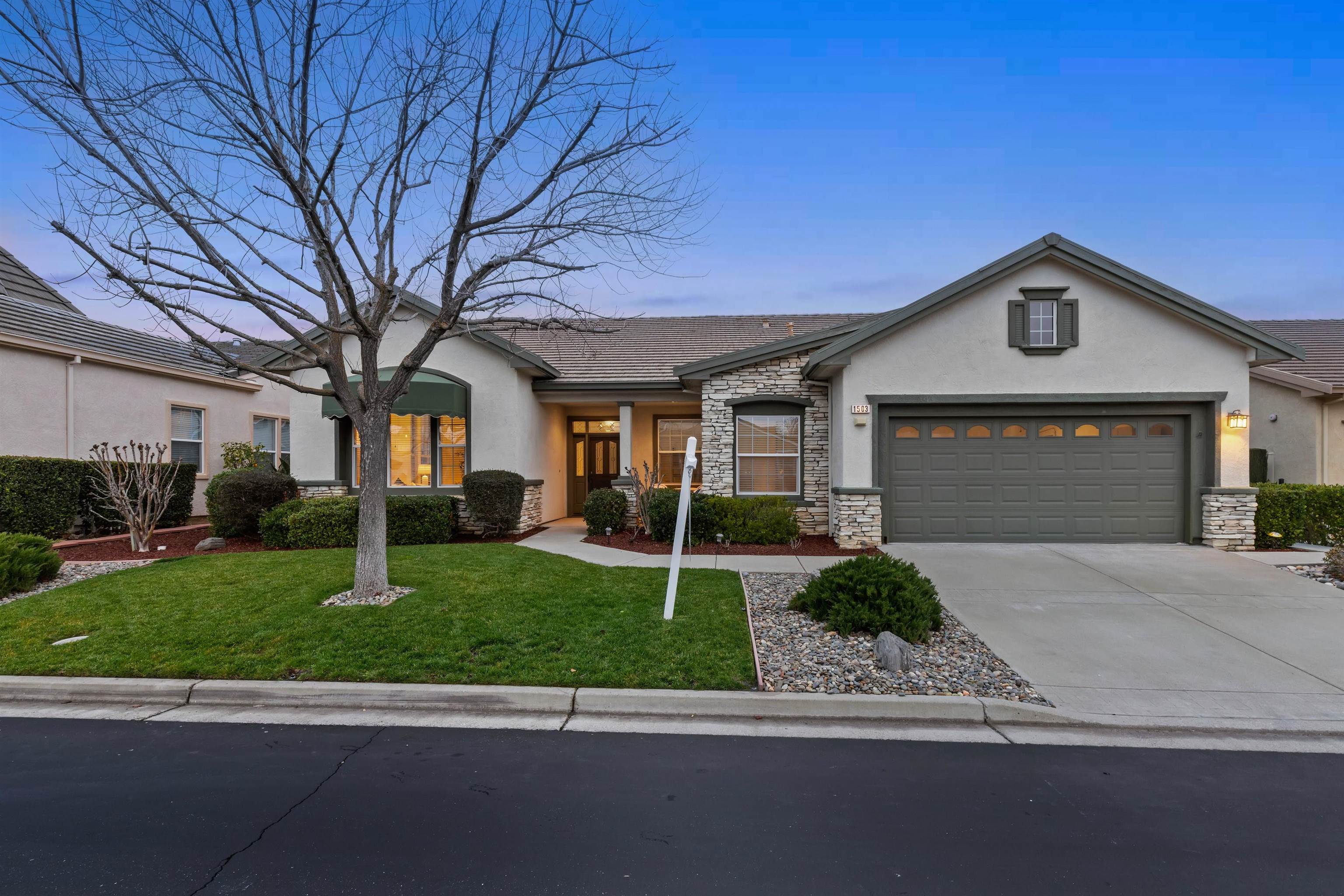 Front Image Thumbnail for BE41122116