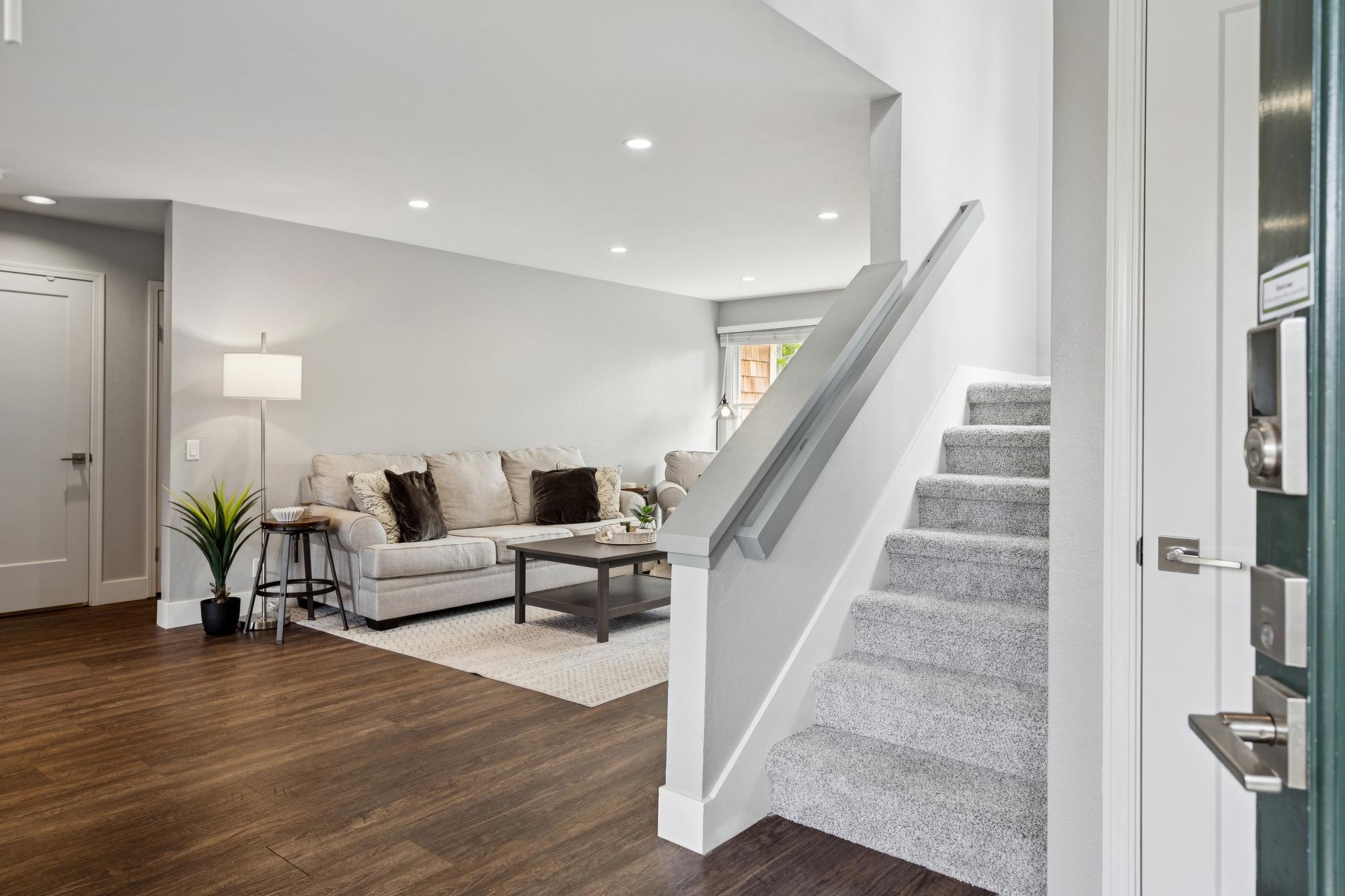 Photo #3: 41122120 Listing: Photo #3