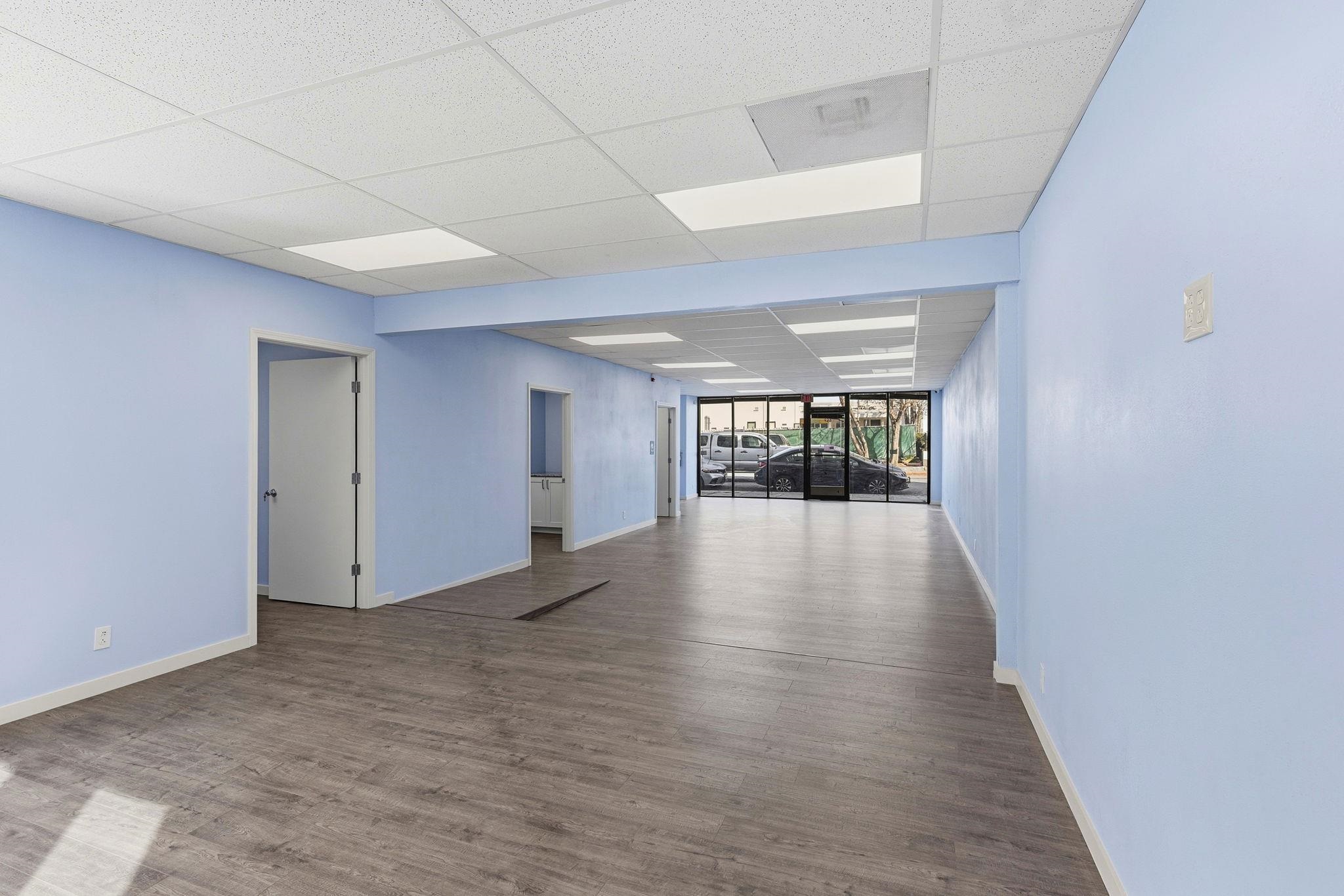 Detail Gallery Image 12 of 58 For 869 Woodside Way, San Mateo,  CA 94401-1611 - – Beds | – Baths