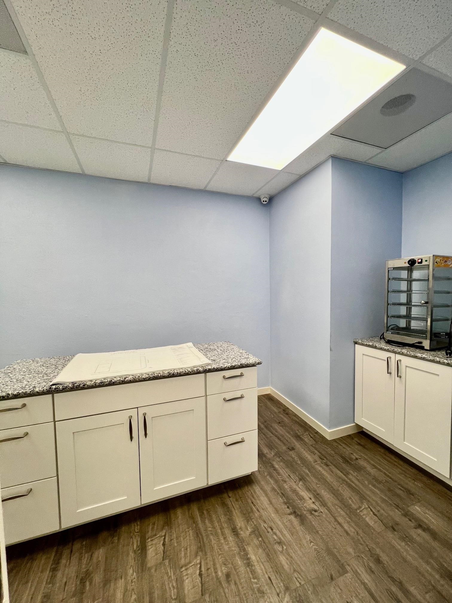 Detail Gallery Image 18 of 58 For 869 Woodside Way, San Mateo,  CA 94401-1611 - – Beds | – Baths