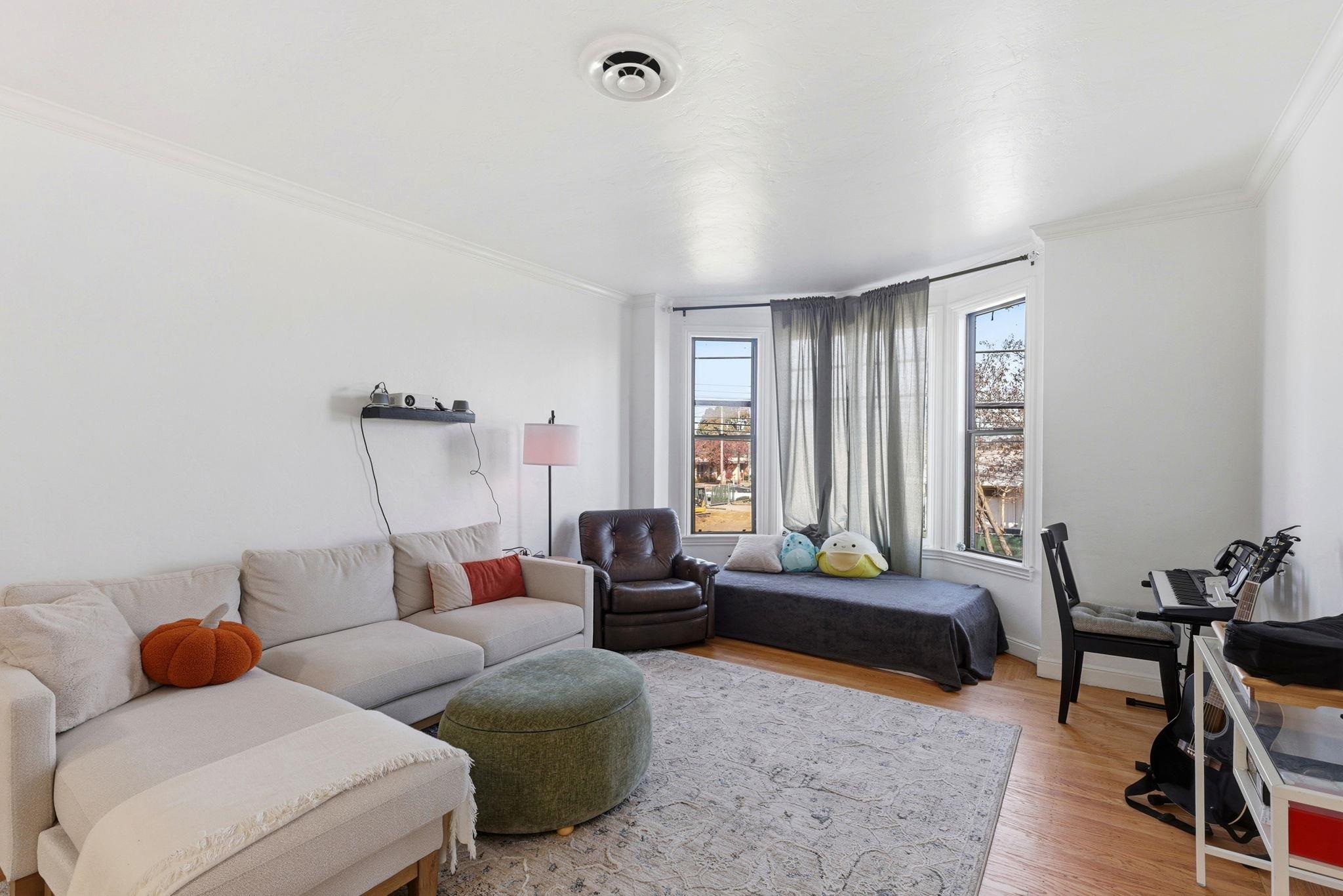 Detail Gallery Image 26 of 58 For 869 Woodside Way, San Mateo,  CA 94401-1611 - – Beds | – Baths