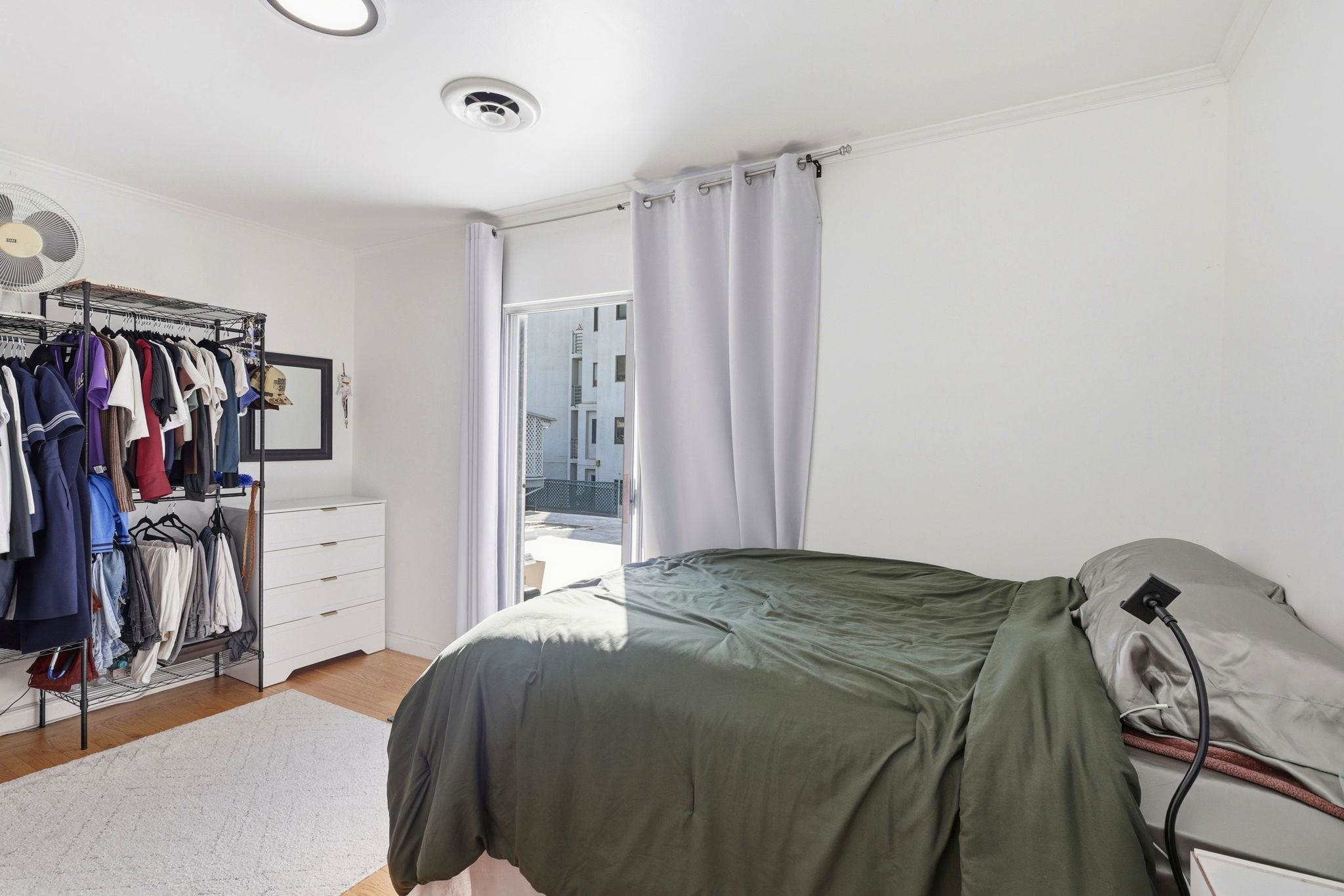 Detail Gallery Image 30 of 58 For 869 Woodside Way, San Mateo,  CA 94401-1611 - – Beds | – Baths