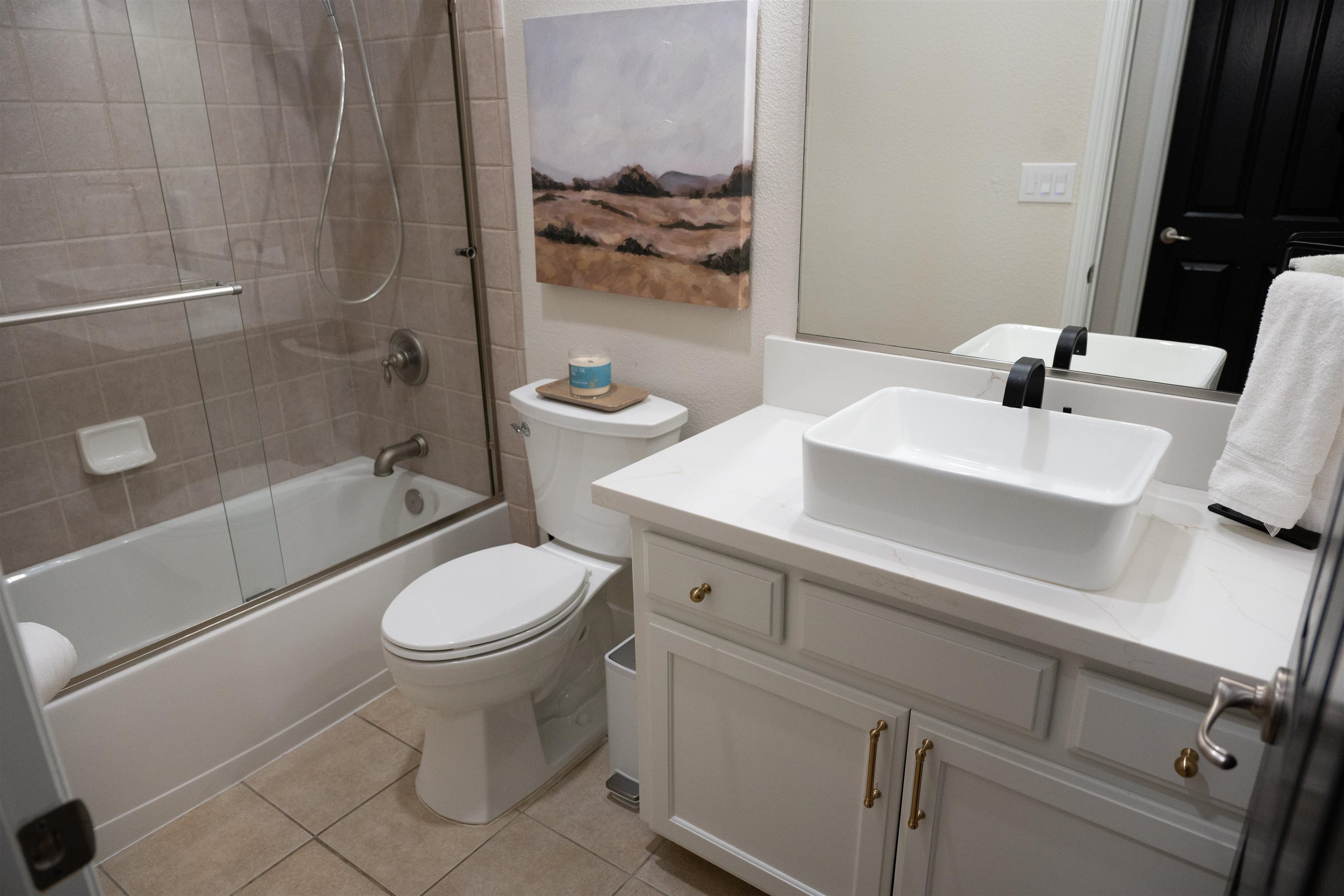 Detail Gallery Image 21 of 31 For 302 N Denton Court, Visalia,  CA 93291 - 4 Beds | 3 Baths