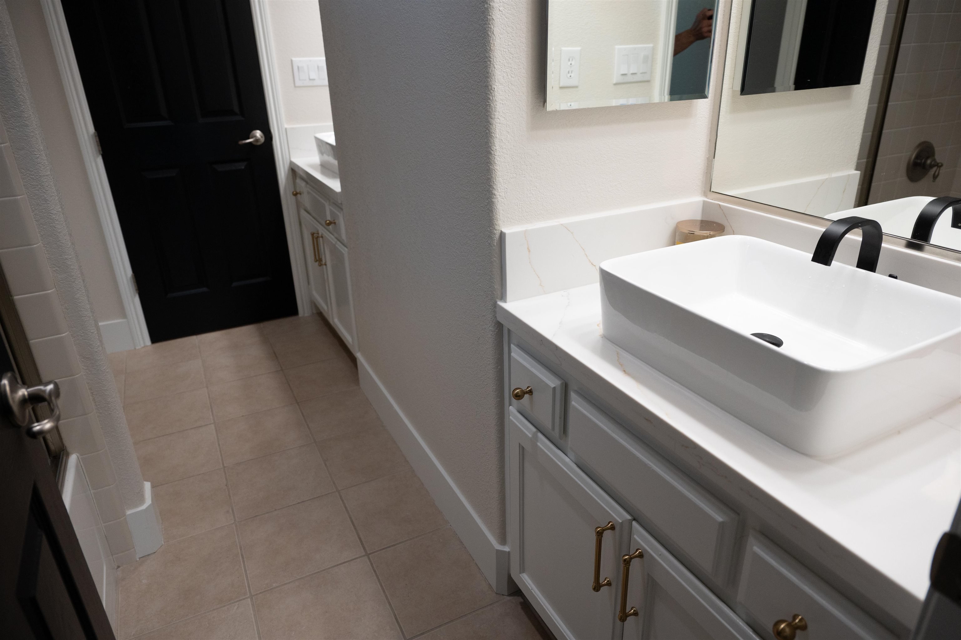 Detail Gallery Image 22 of 31 For 302 N Denton Court, Visalia,  CA 93291 - 4 Beds | 3 Baths