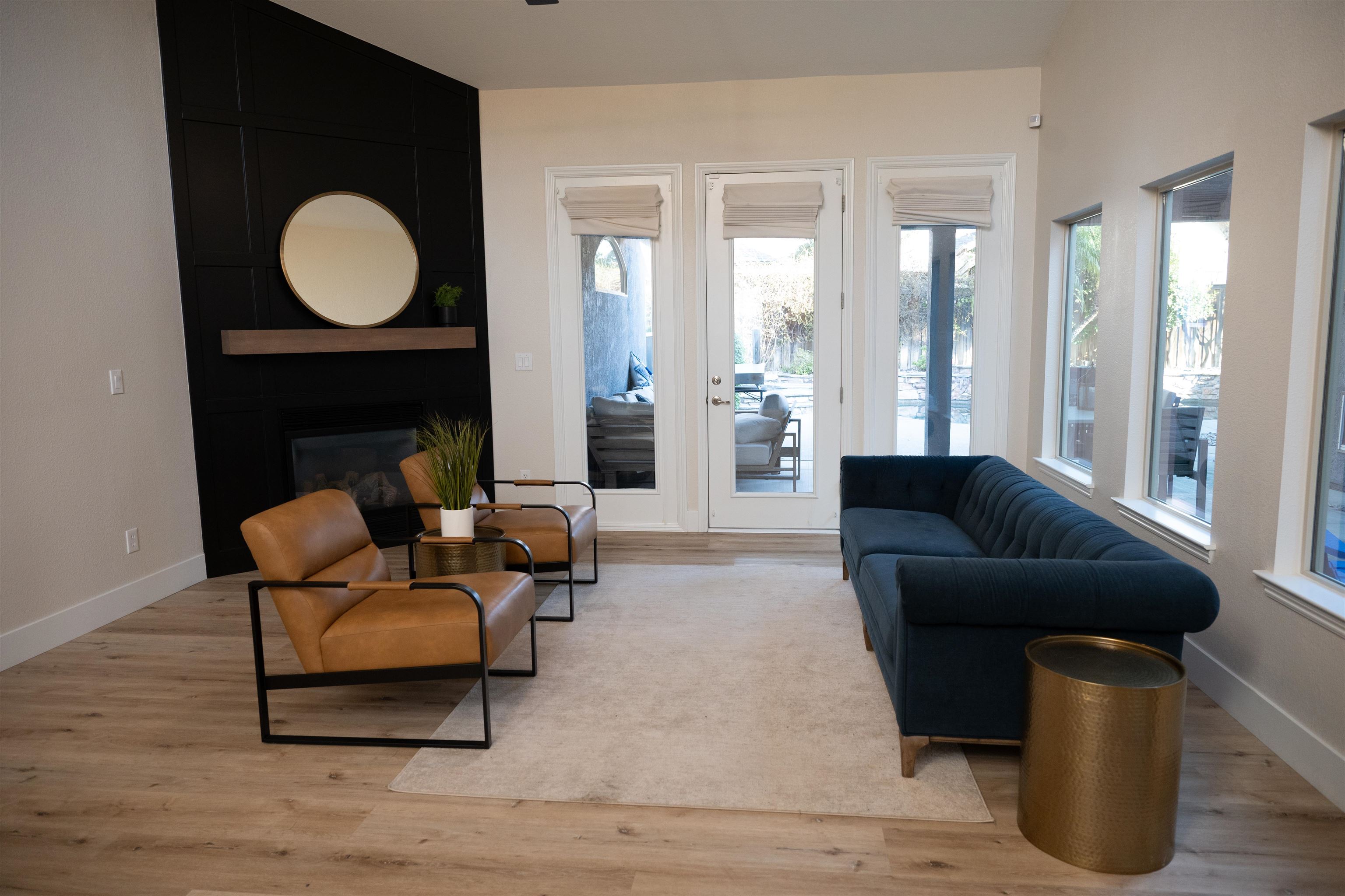 Detail Gallery Image 7 of 31 For 302 N Denton Court, Visalia,  CA 93291 - 4 Beds | 3 Baths