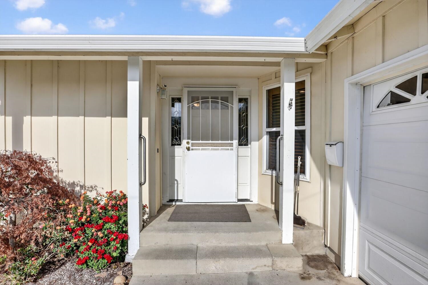 Detail Gallery Image 5 of 33 For 13912 Aurora Dr, San Leandro,  CA 94577 - 3 Beds | 2 Baths