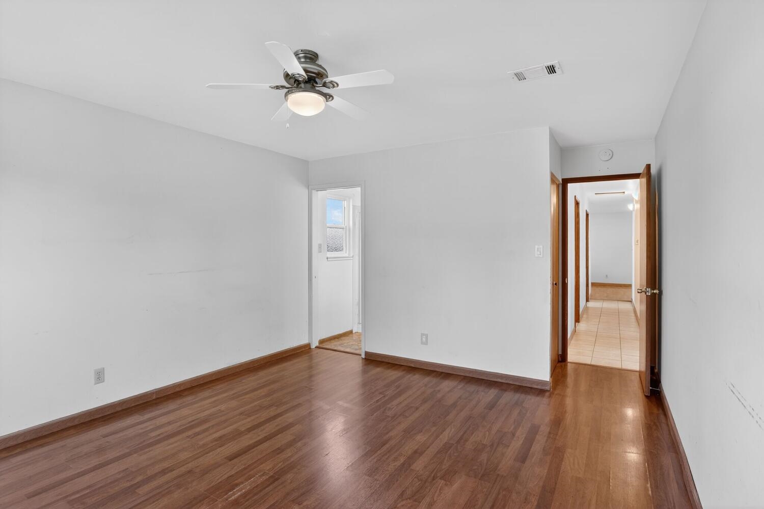 Detail Gallery Image 10 of 39 For 13912 Aurora Dr, San Leandro,  CA 94577 - 3 Beds | 2 Baths