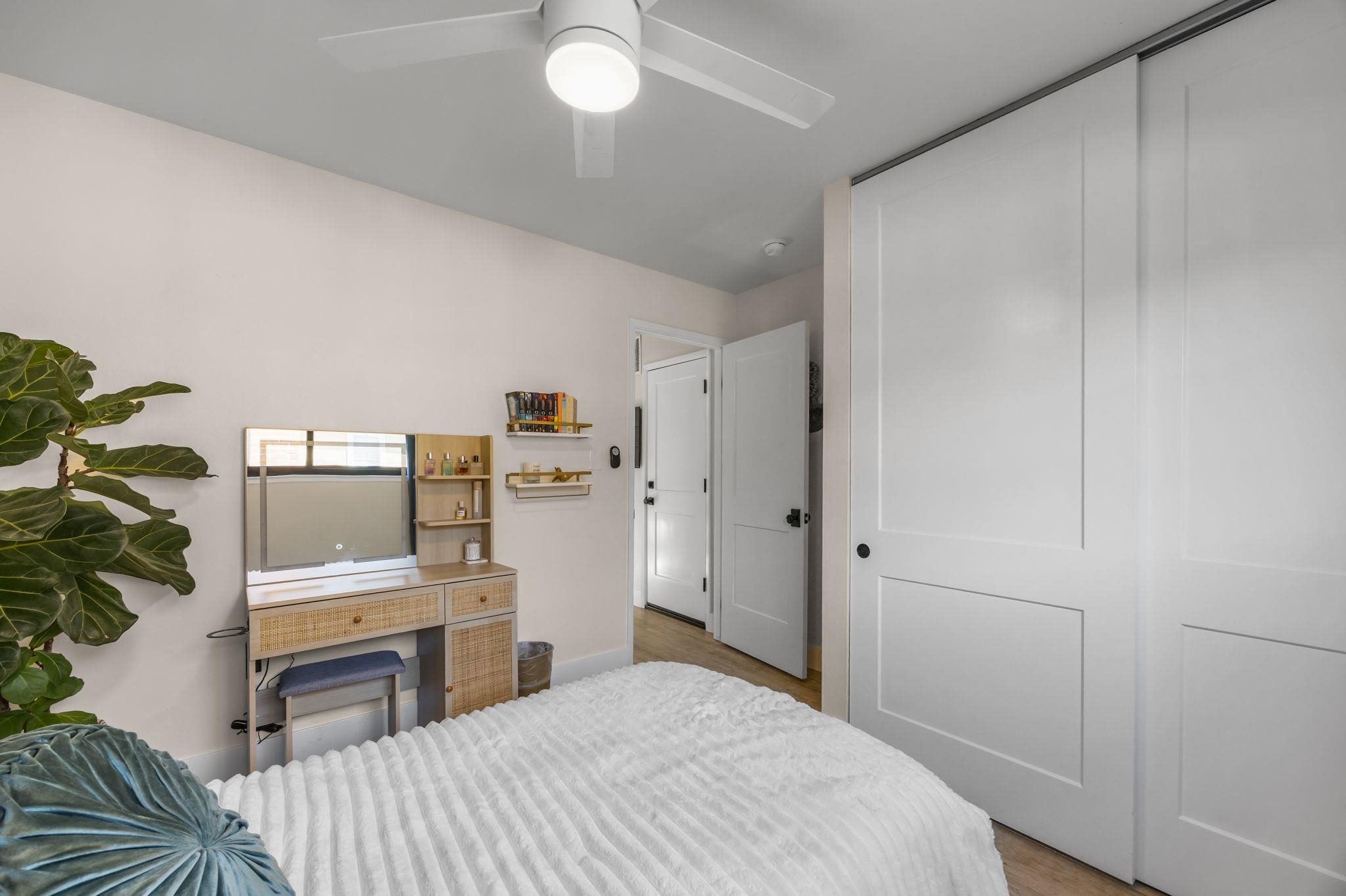 Detail Gallery Image 18 of 37 For 721 Shawnee Ln, San Jose,  CA 95123 - 5 Beds | 3 Baths