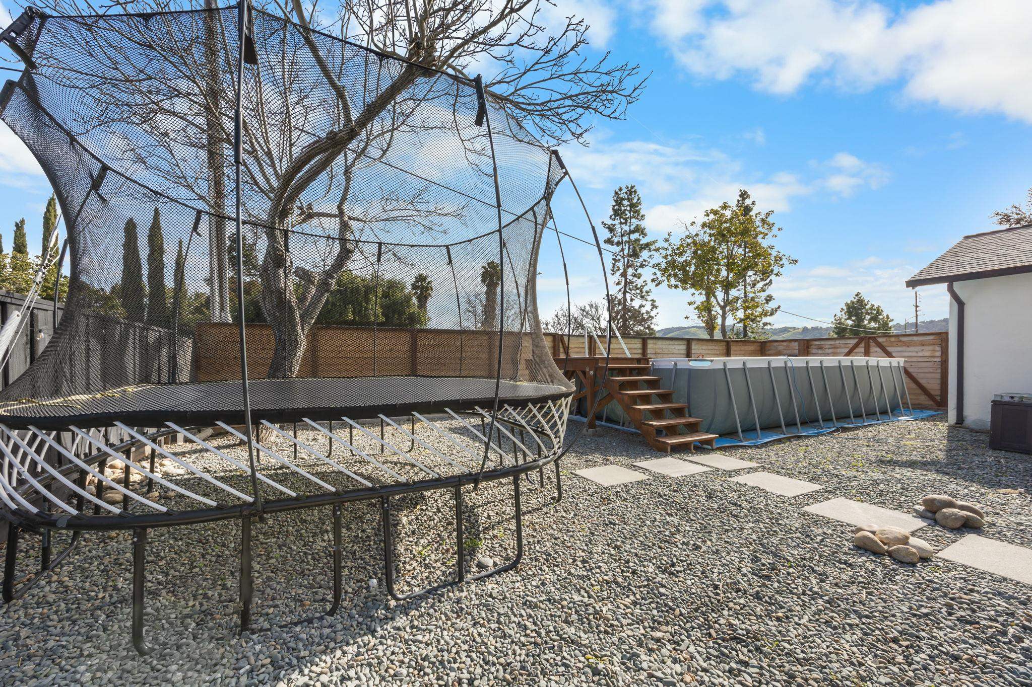 Detail Gallery Image 33 of 37 For 721 Shawnee Ln, San Jose,  CA 95123 - 5 Beds | 3 Baths