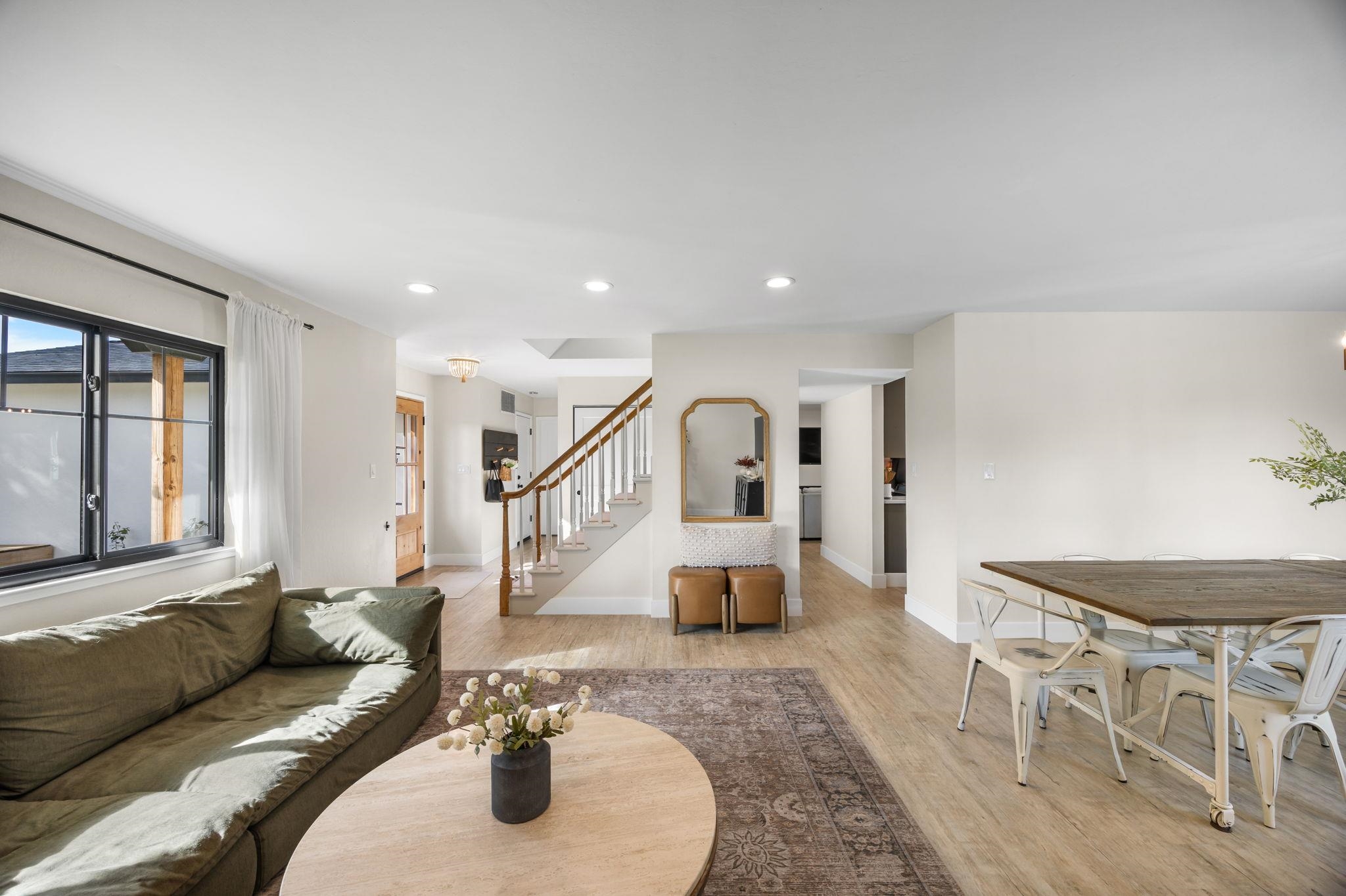 Detail Gallery Image 10 of 37 For 721 Shawnee Ln, San Jose,  CA 95123 - 5 Beds | 3 Baths