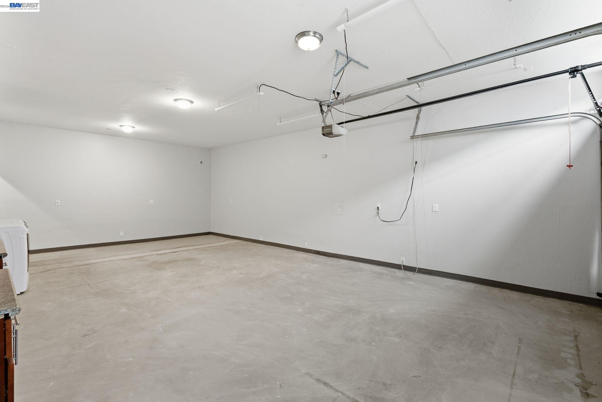 Photo #24: 41122135 Listing: Photo #24