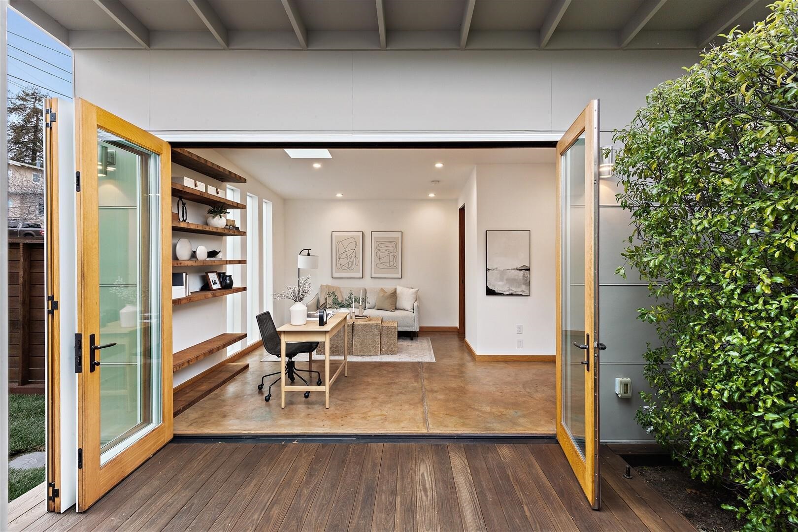 Detail Gallery Image 33 of 44 For 1450 E 38th St, Oakland,  CA 94602 - 3 Beds | 2 Baths