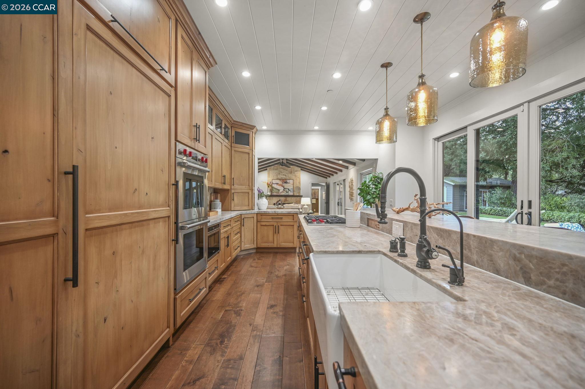 Detail Gallery Image 11 of 60 For 735 Arroyo Ct, Lafayette,  CA 94549 - 3 Beds | 3 Baths