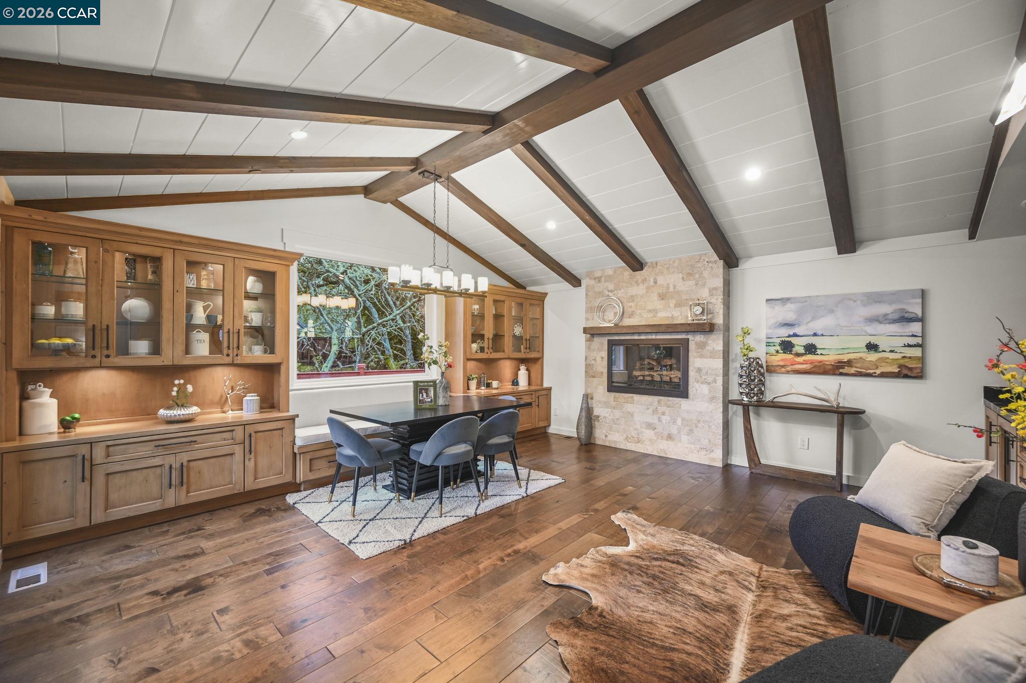 Detail Gallery Image 17 of 60 For 735 Arroyo Ct, Lafayette,  CA 94549 - 3 Beds | 3 Baths