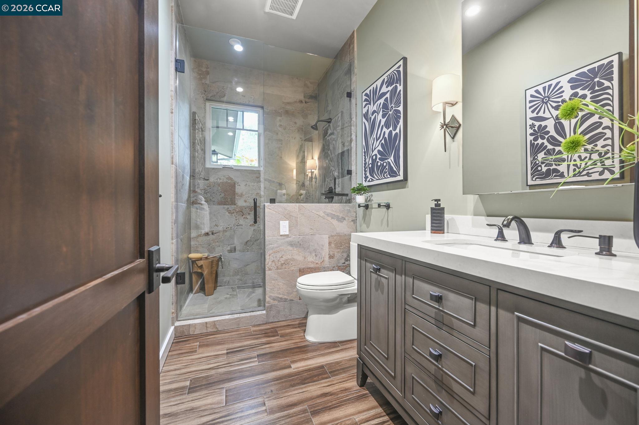 Detail Gallery Image 21 of 60 For 735 Arroyo Ct, Lafayette,  CA 94549 - 3 Beds | 3 Baths