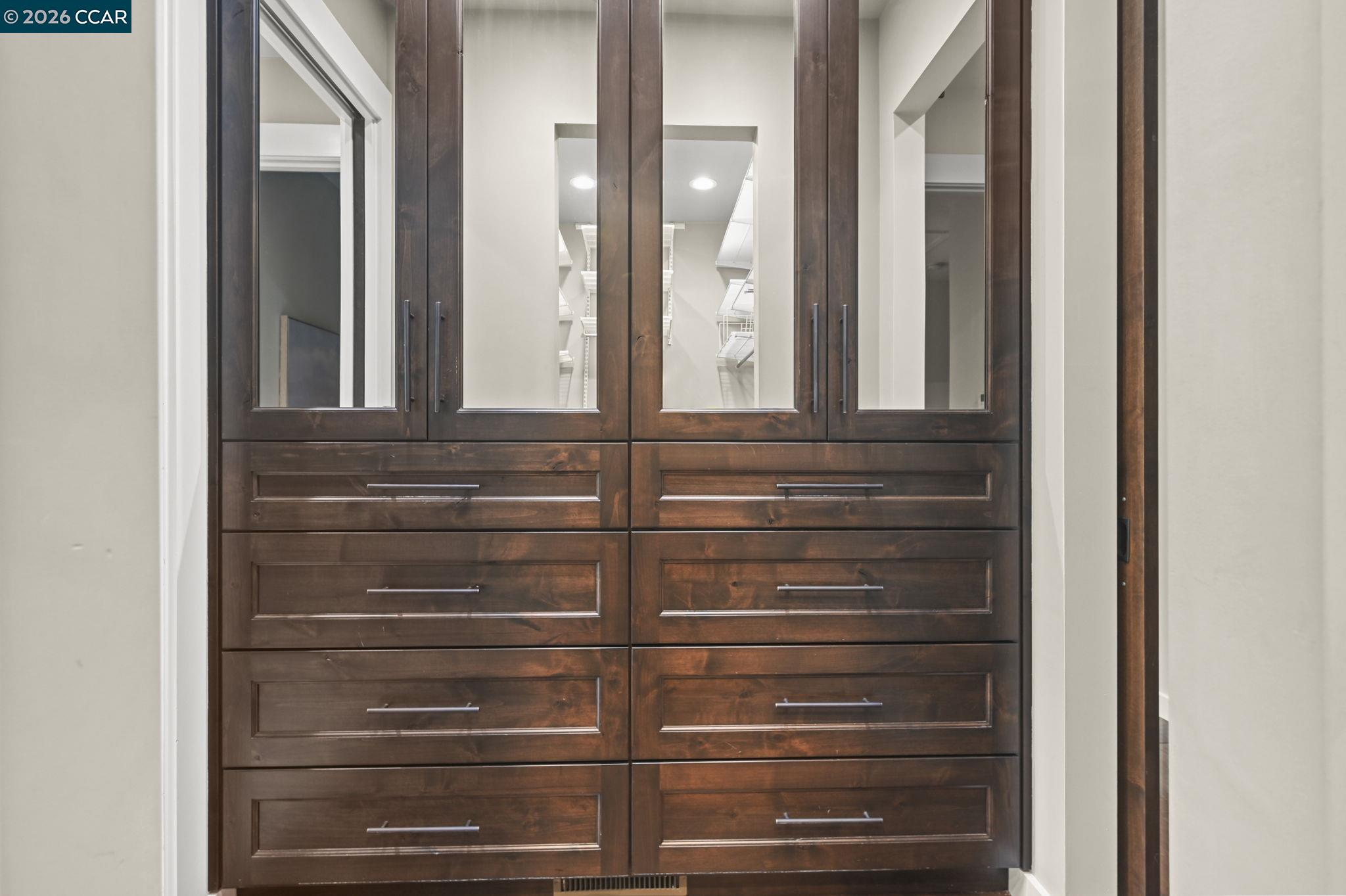 Detail Gallery Image 25 of 60 For 735 Arroyo Ct, Lafayette,  CA 94549 - 3 Beds | 3 Baths