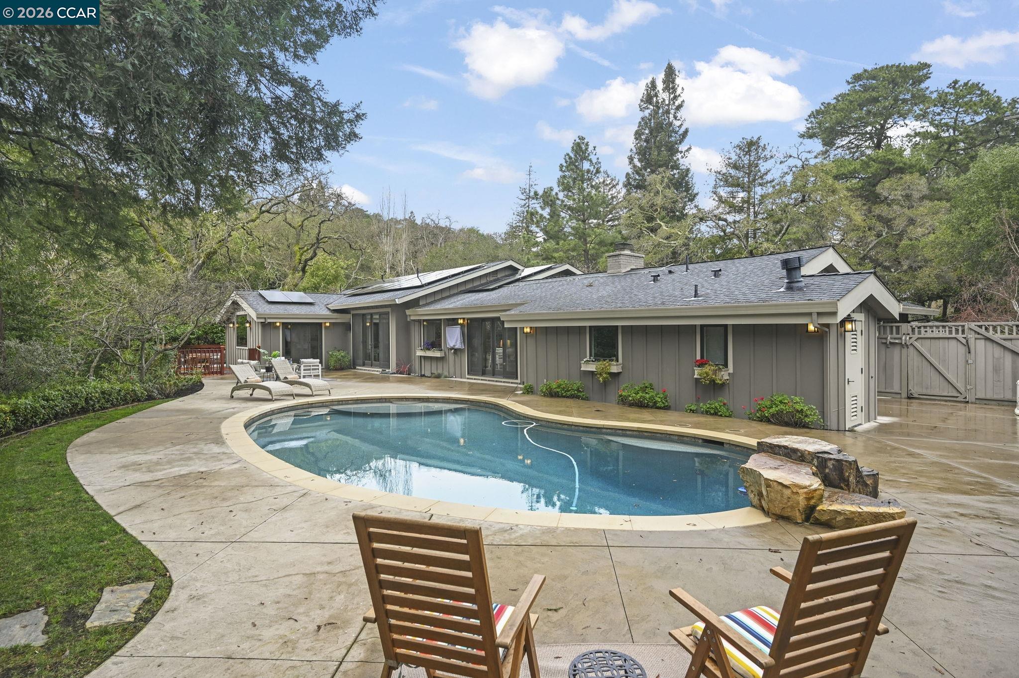 Detail Gallery Image 36 of 60 For 735 Arroyo Ct, Lafayette,  CA 94549 - 3 Beds | 3 Baths