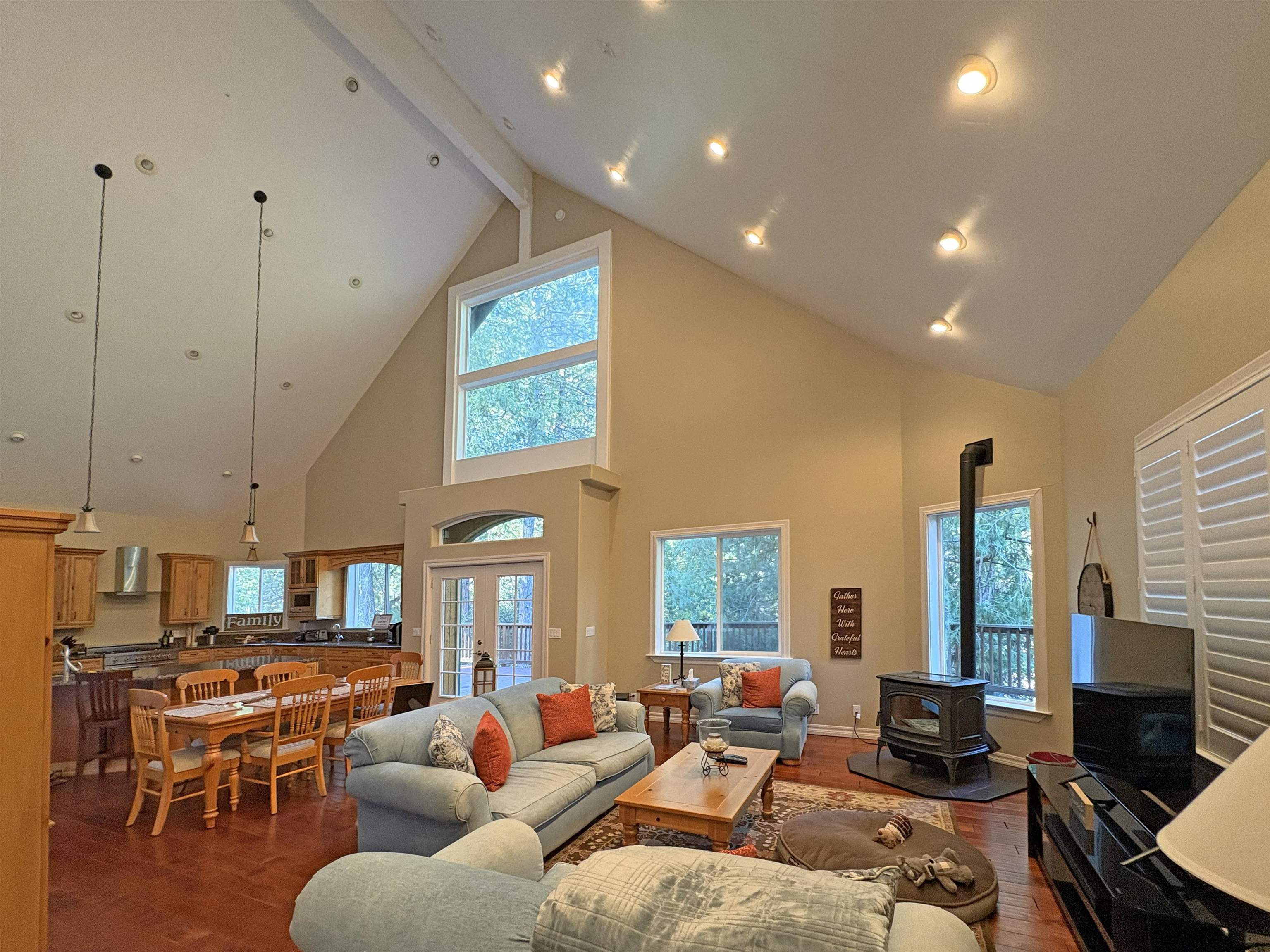 20015 Pine Mountain Drive, Groveland, CA, 95321