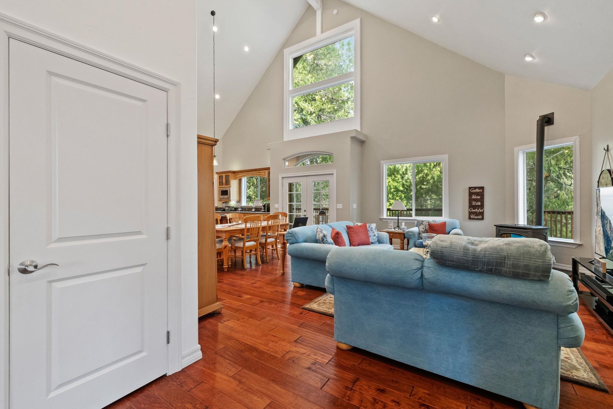 20015 Pine Mountain Drive, Groveland, CA, 95321