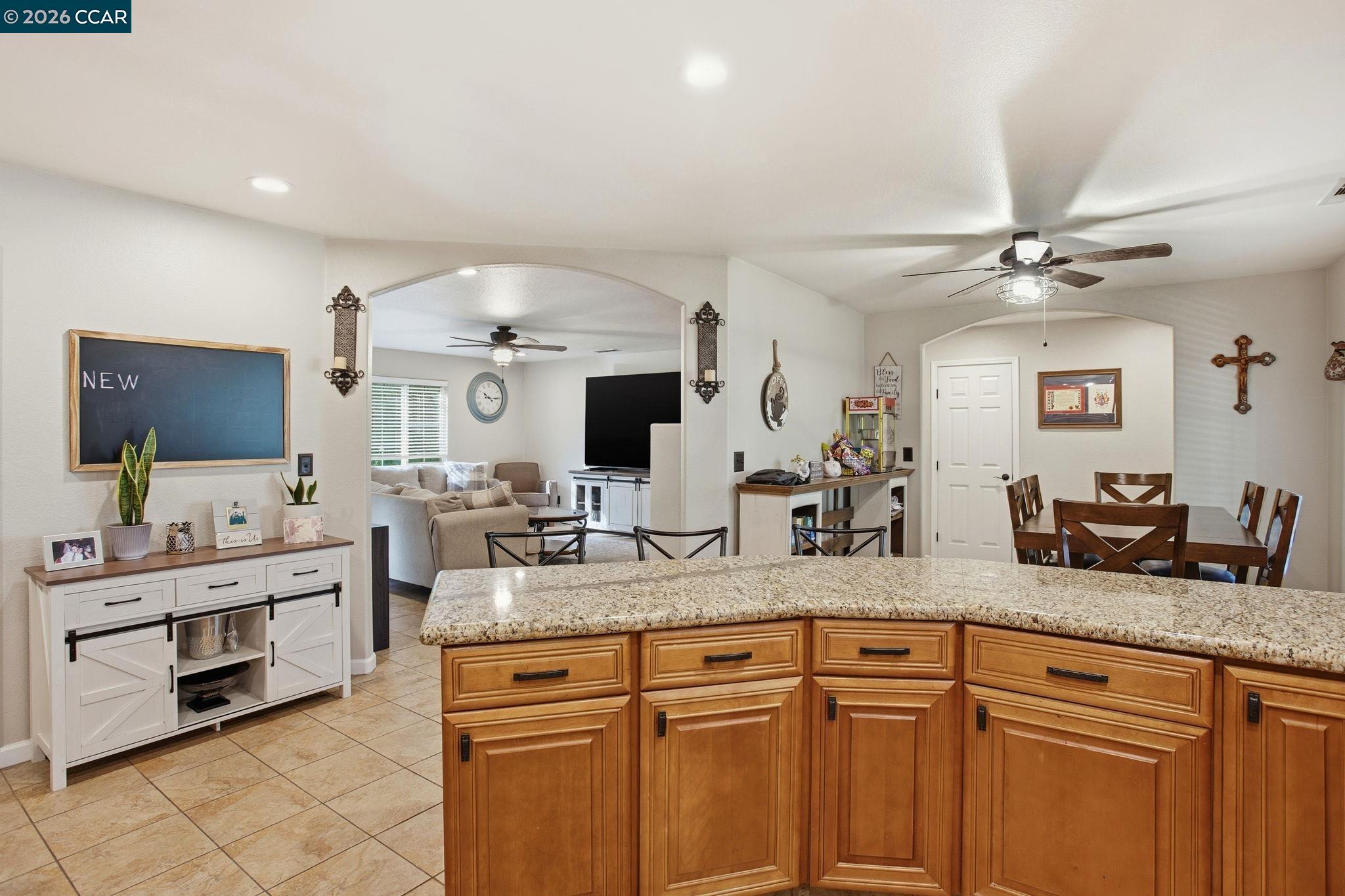 Detail Gallery Image 10 of 45 For 5250 Treosti Pl, Valley Springs,  CA 95252 - 3 Beds | 2 Baths