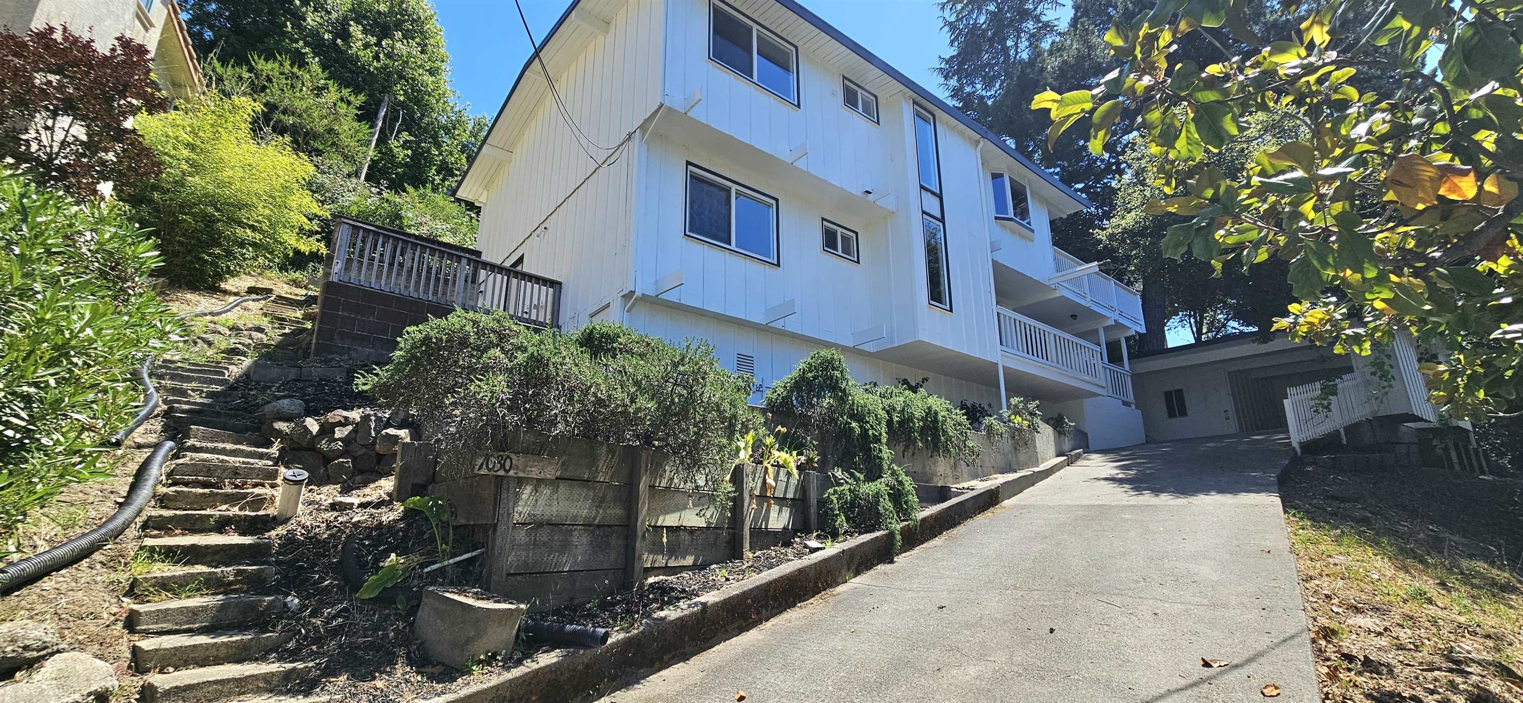 39 Chatsworth Ct, Oakland, CA, 94611