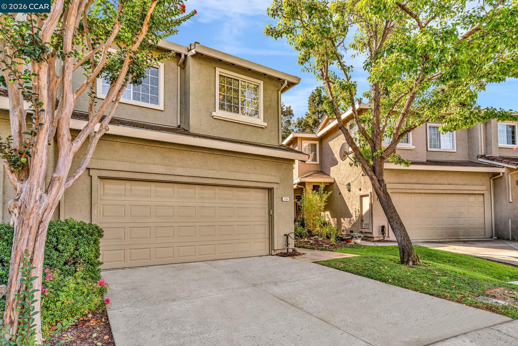 Photo #2: 41122176 Listing: Photo #2