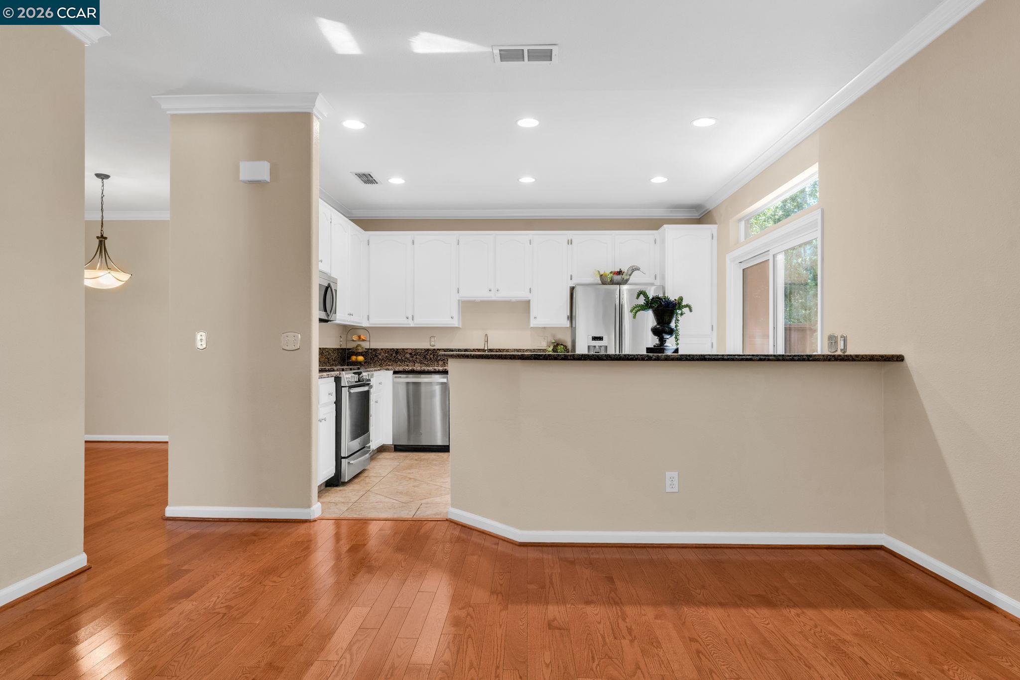 Photo #22: 41122176 Listing: Photo #22