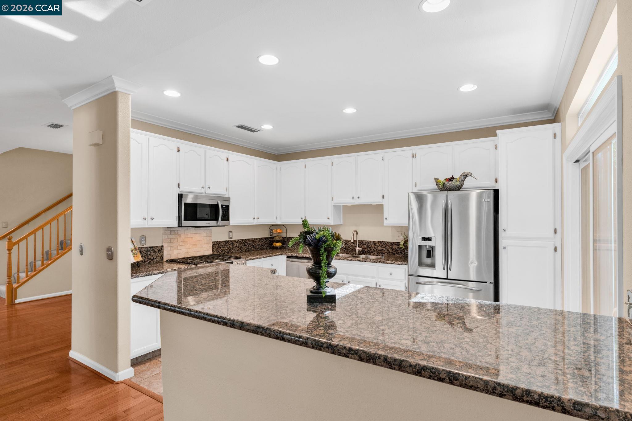 Photo #28: 41122176 Listing: Photo #28