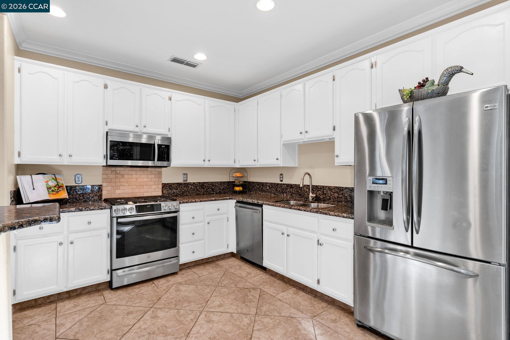 Photo #29: 41122176 Listing: Photo #29