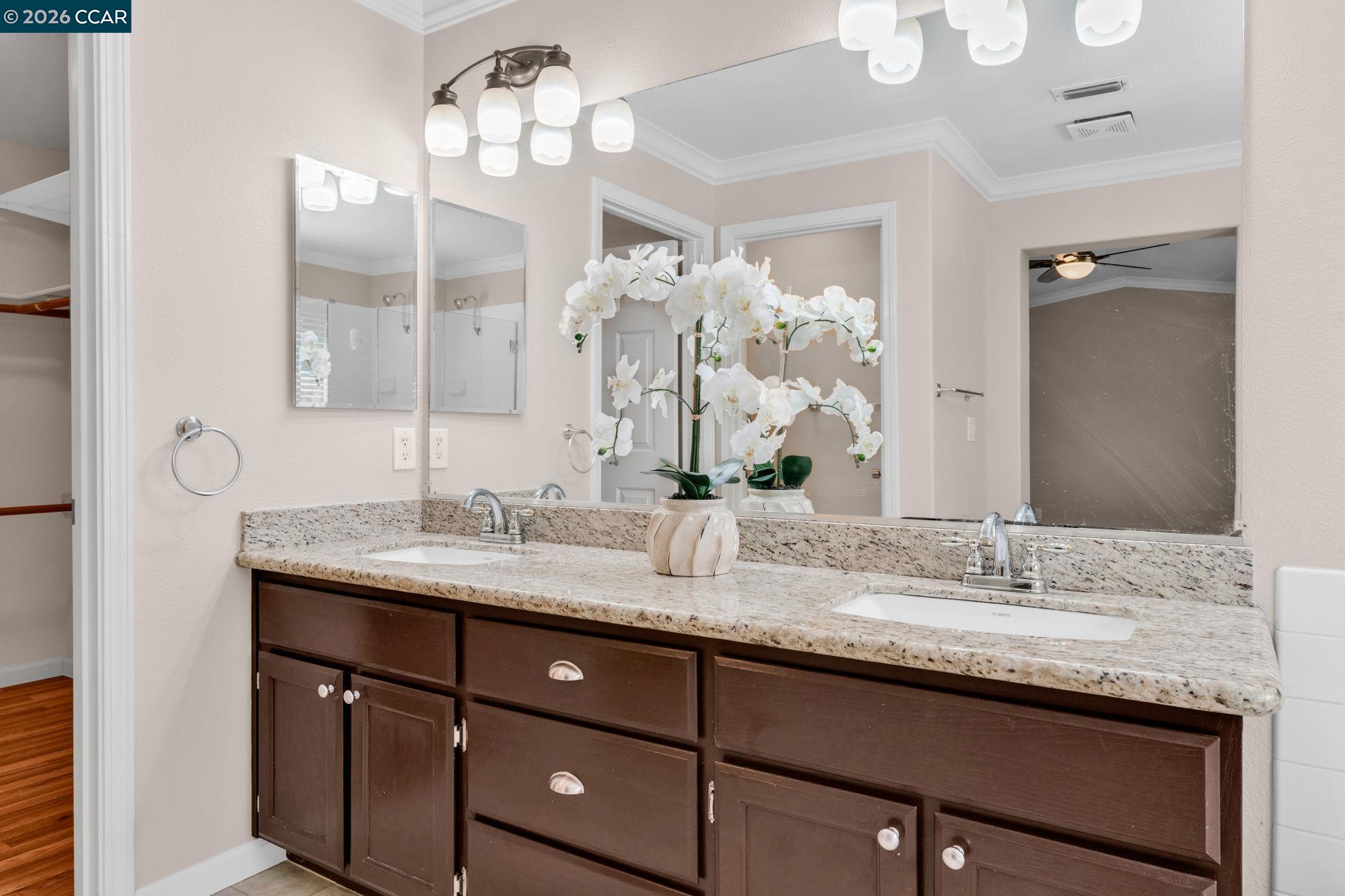 Photo #41: 41122176 Listing: Photo #41