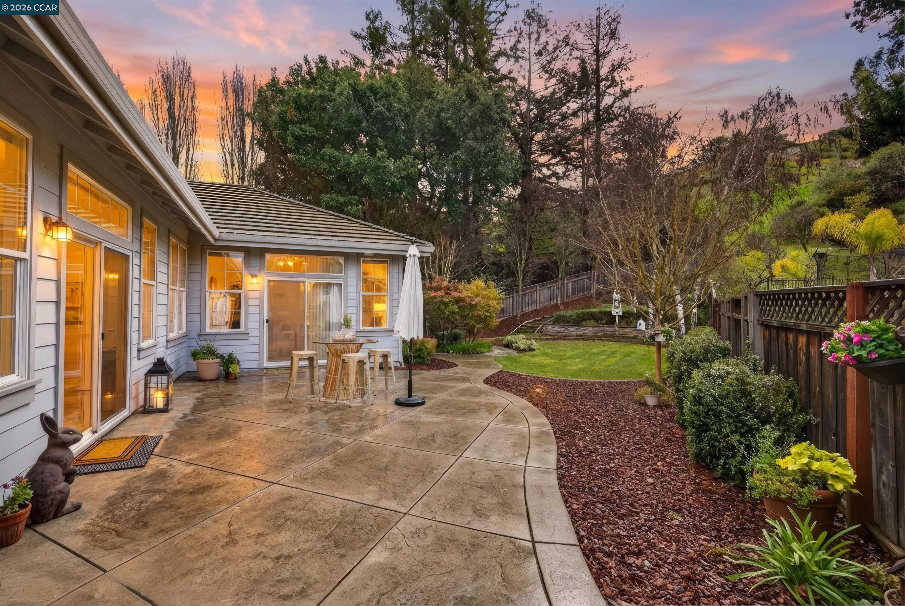 Detail Gallery Image 34 of 46 For 116 Mcmahon Ct, Martinez,  CA 94553 - 4 Beds | 3 Baths