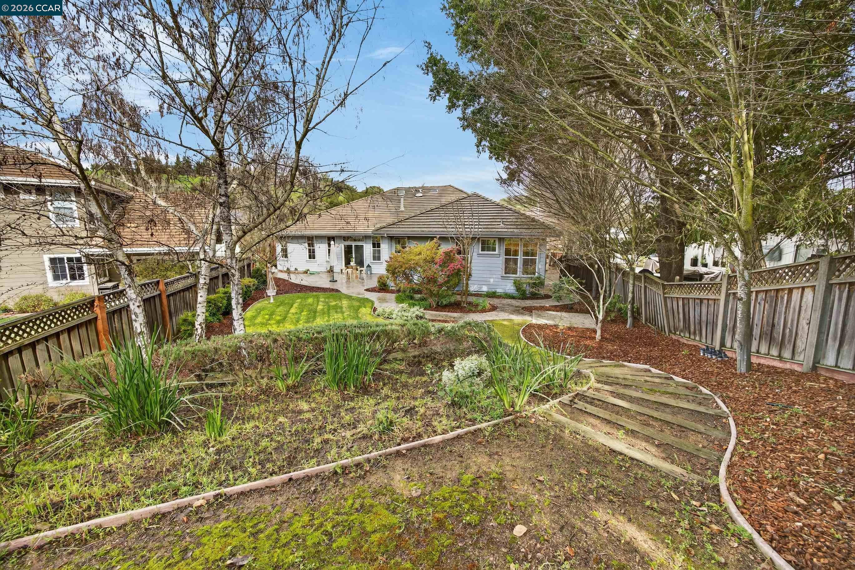 Detail Gallery Image 38 of 46 For 116 Mcmahon Ct, Martinez,  CA 94553 - 4 Beds | 3 Baths