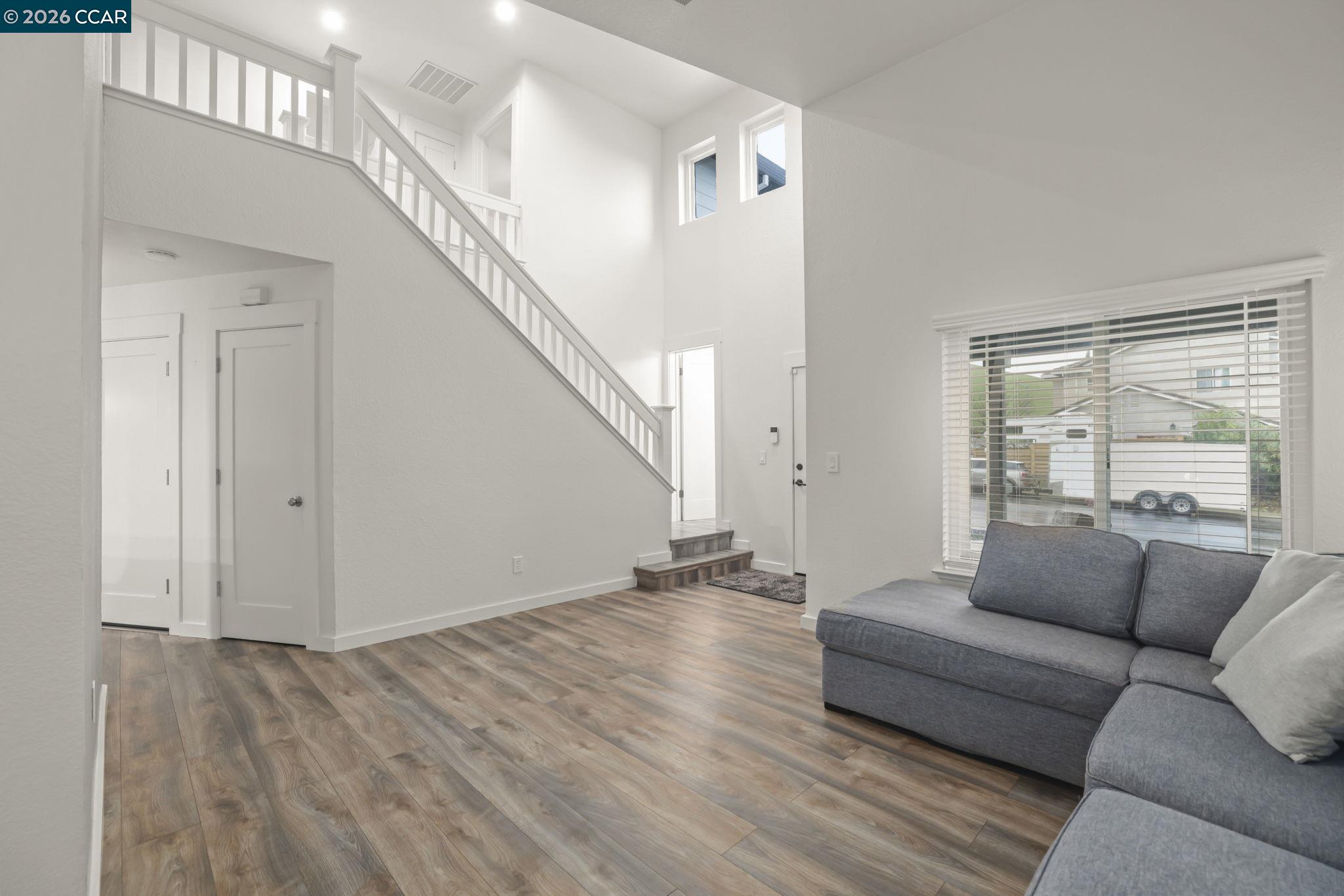 Detail Gallery Image 7 of 26 For 469 Powell Dr, Bay Point,  CA 94565 - 3 Beds | 2/1 Baths