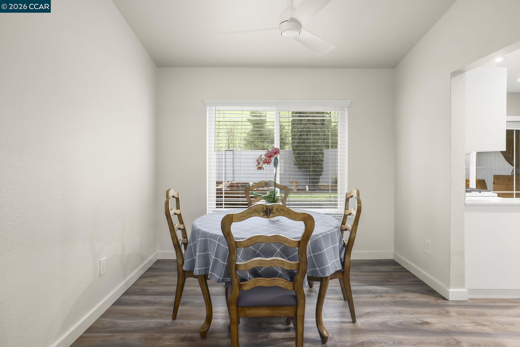 Detail Gallery Image 9 of 26 For 469 Powell Dr, Bay Point,  CA 94565 - 3 Beds | 2/1 Baths