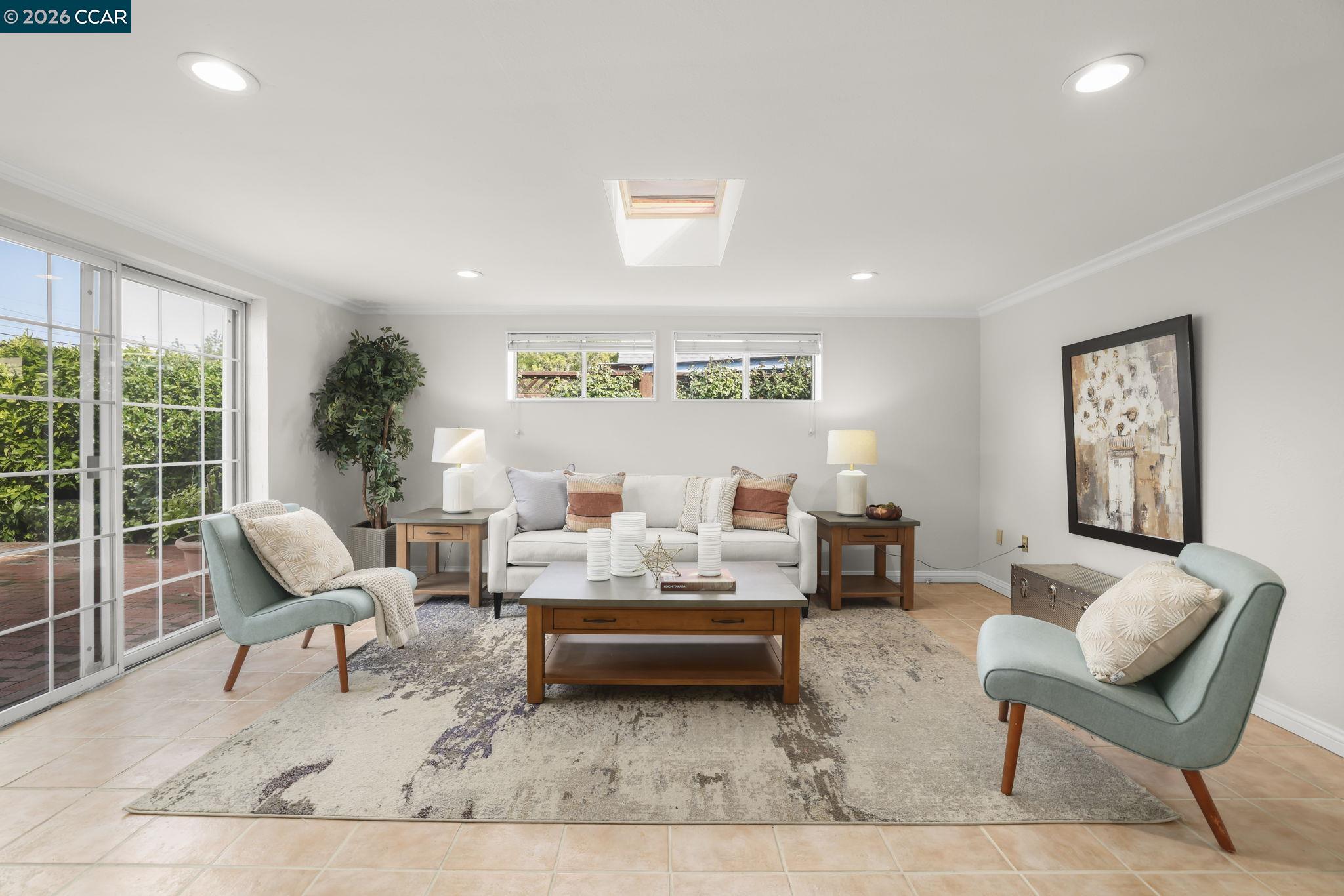 Detail Gallery Image 13 of 30 For 1449 Cape Cod Way, Concord,  CA 94521 - 3 Beds | 2 Baths