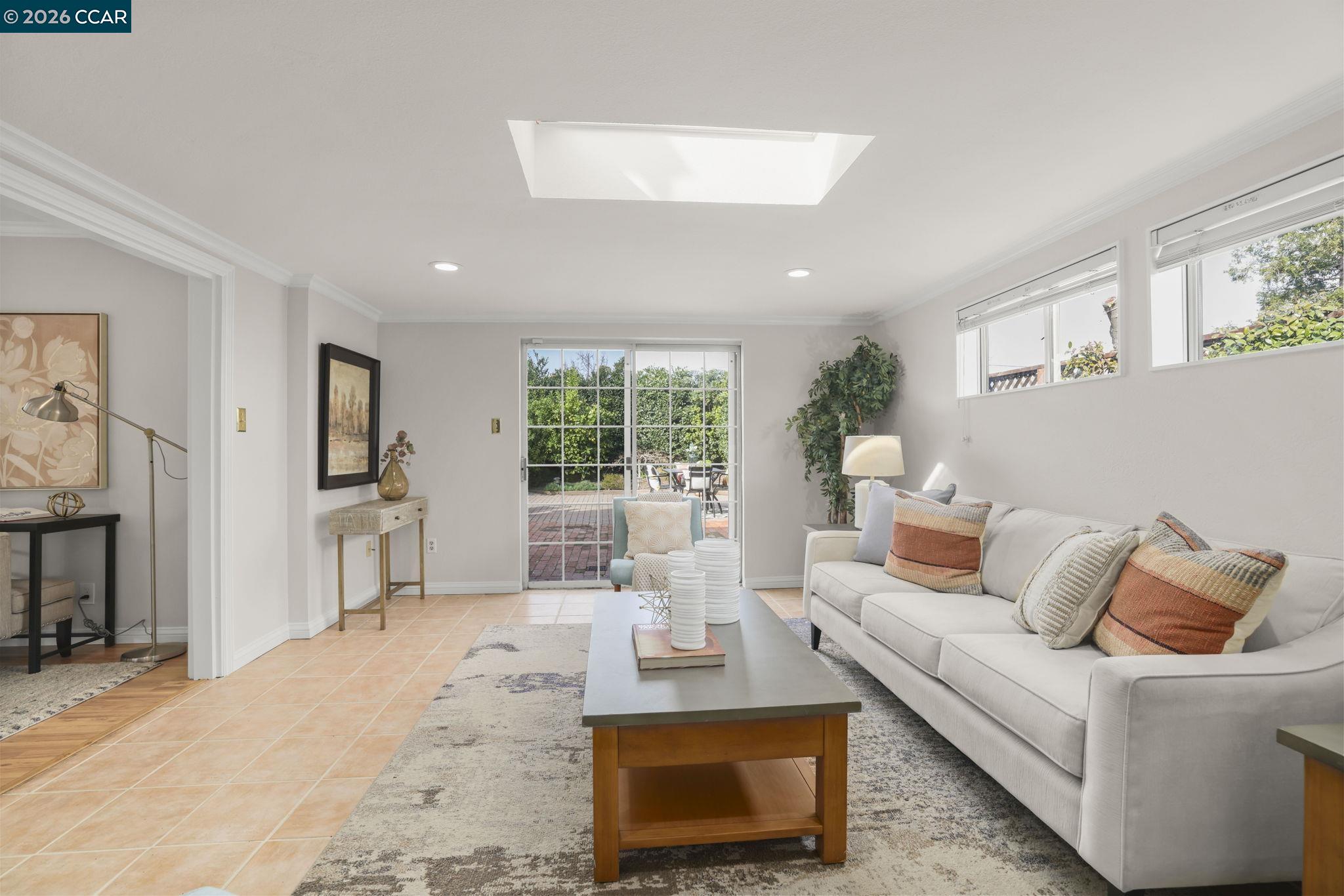 Detail Gallery Image 14 of 30 For 1449 Cape Cod Way, Concord,  CA 94521 - 3 Beds | 2 Baths