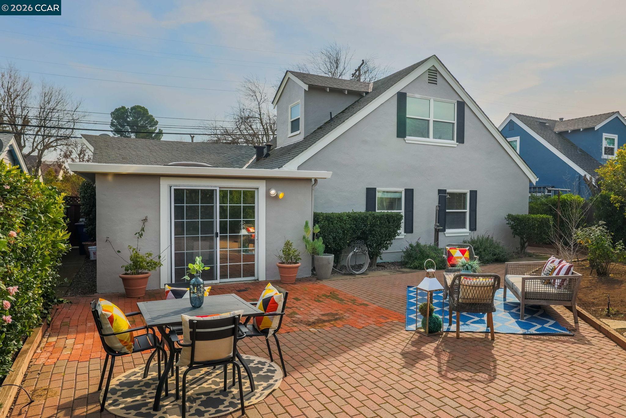 Detail Gallery Image 25 of 30 For 1449 Cape Cod Way, Concord,  CA 94521 - 3 Beds | 2 Baths